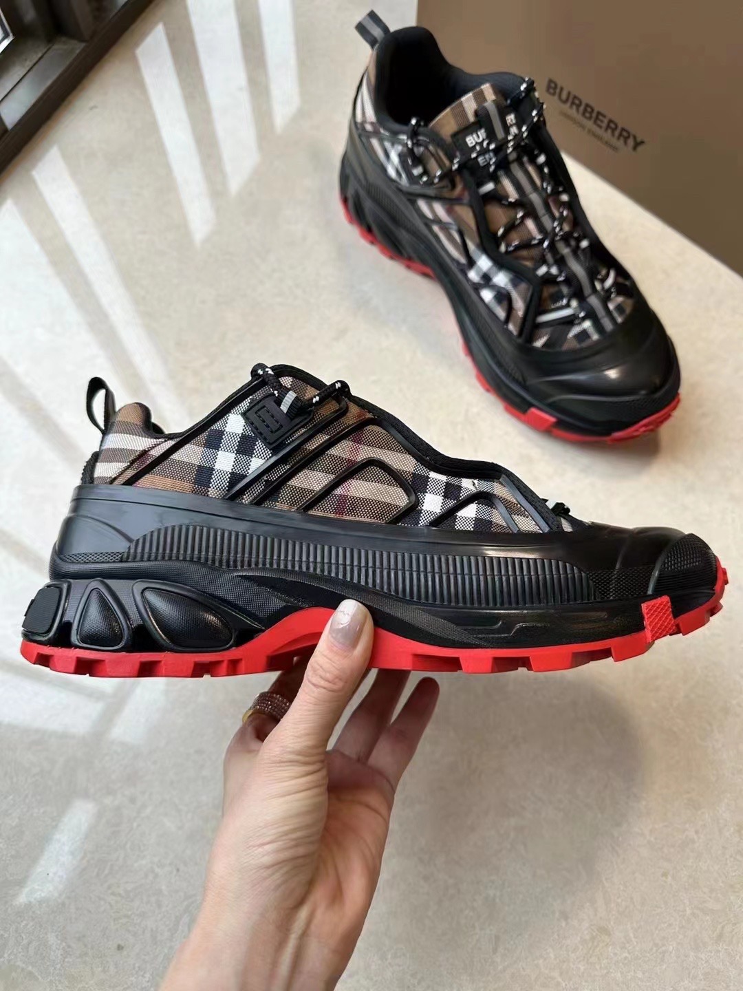 Men B*urberry Top Sneaker Maikesneakers