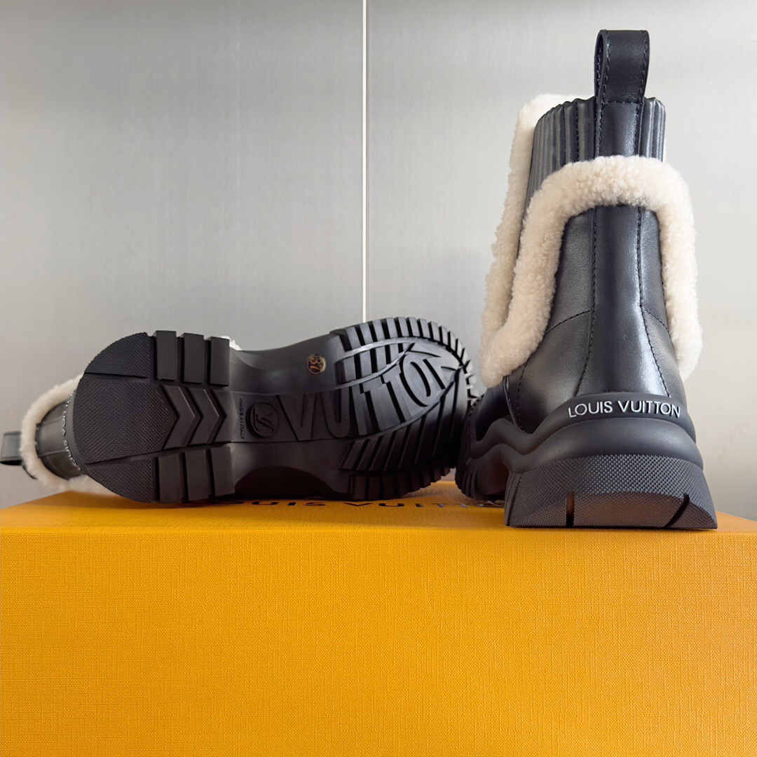 Women L*ouis V*uitton Top Sneaker