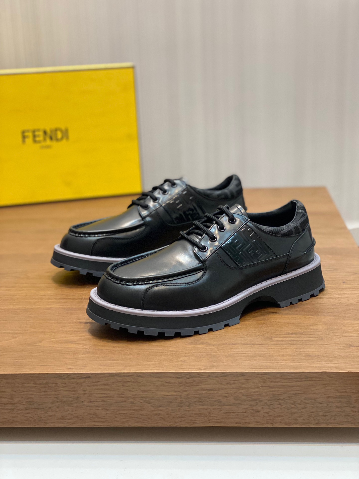 Men F*endi Top Sneaker