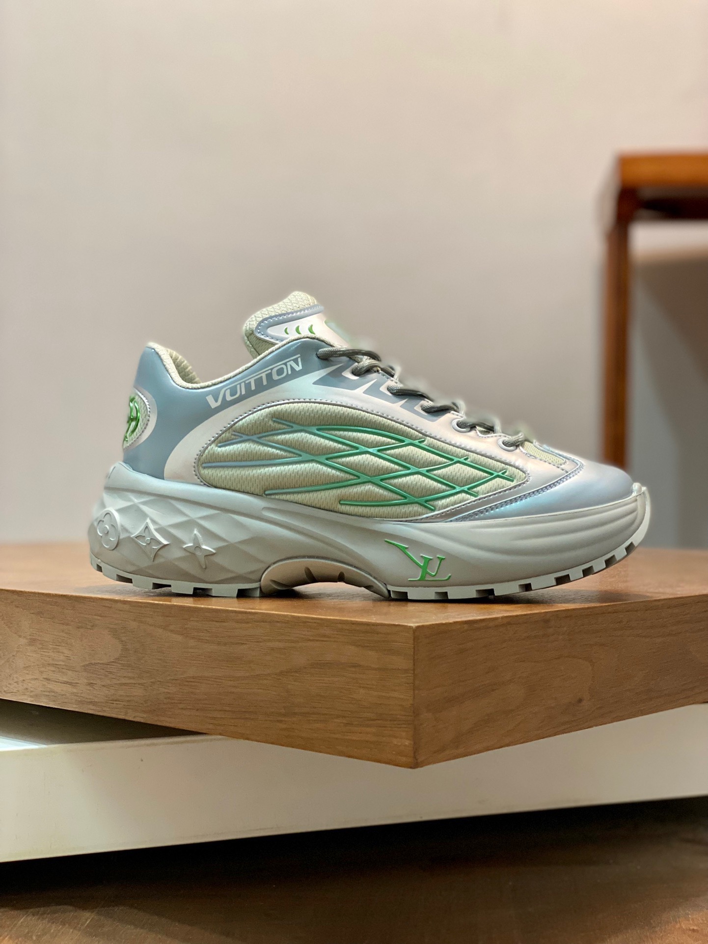 Men L*ouis V*uitton Top Sneaker