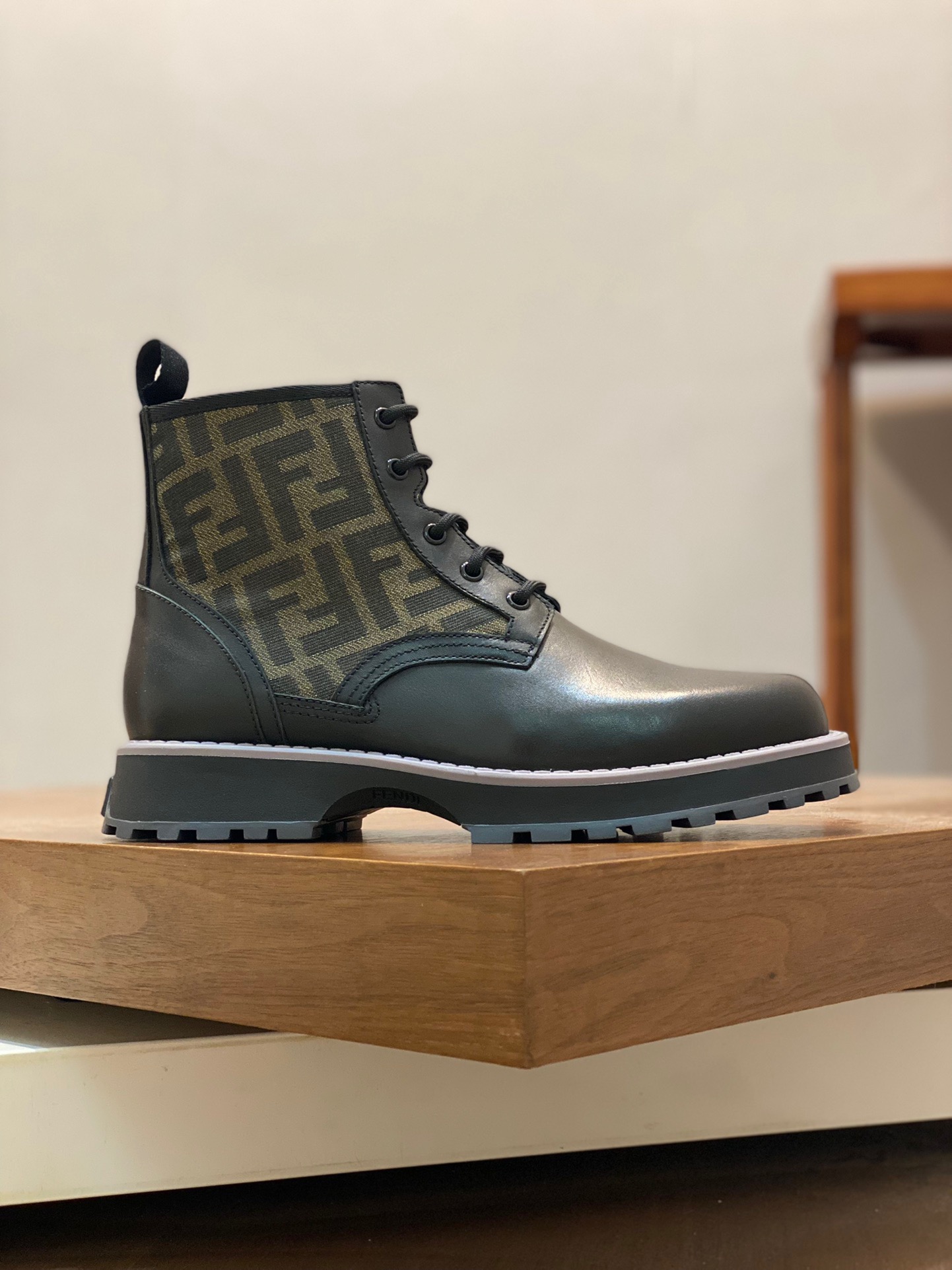 Men F*endi Top Sneaker