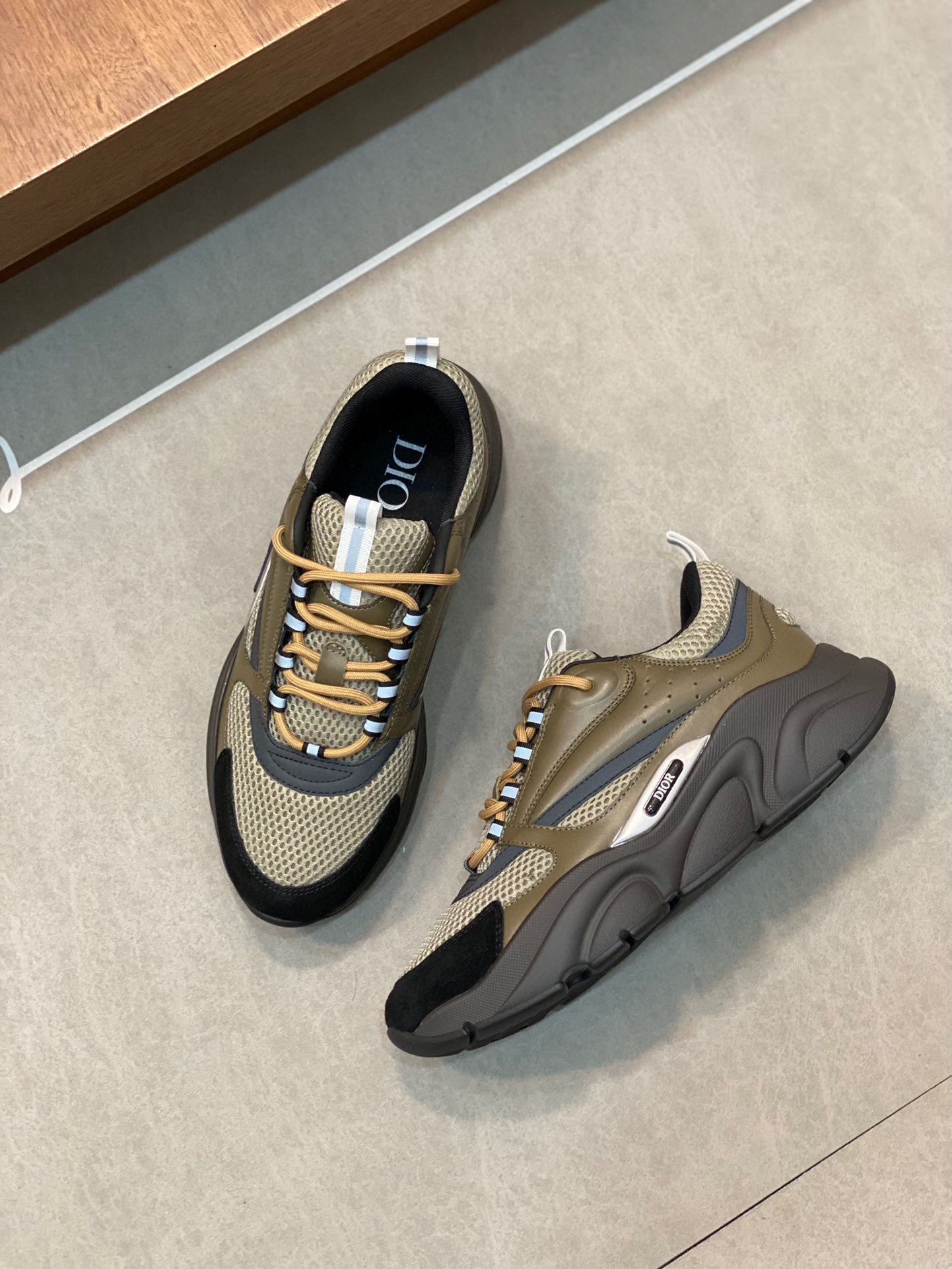 Men D*ior Top Sneaker