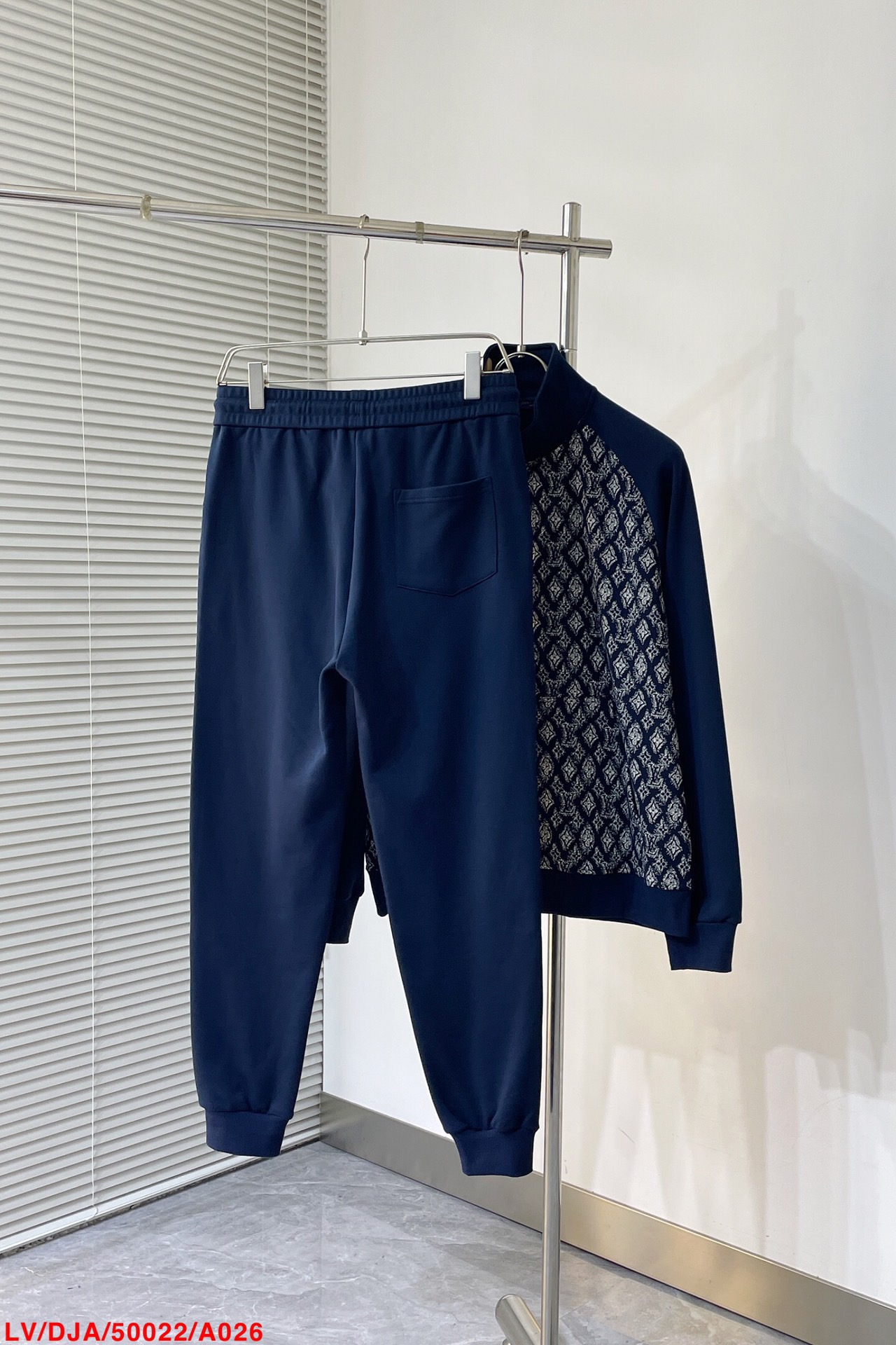 Men suits Top Quality