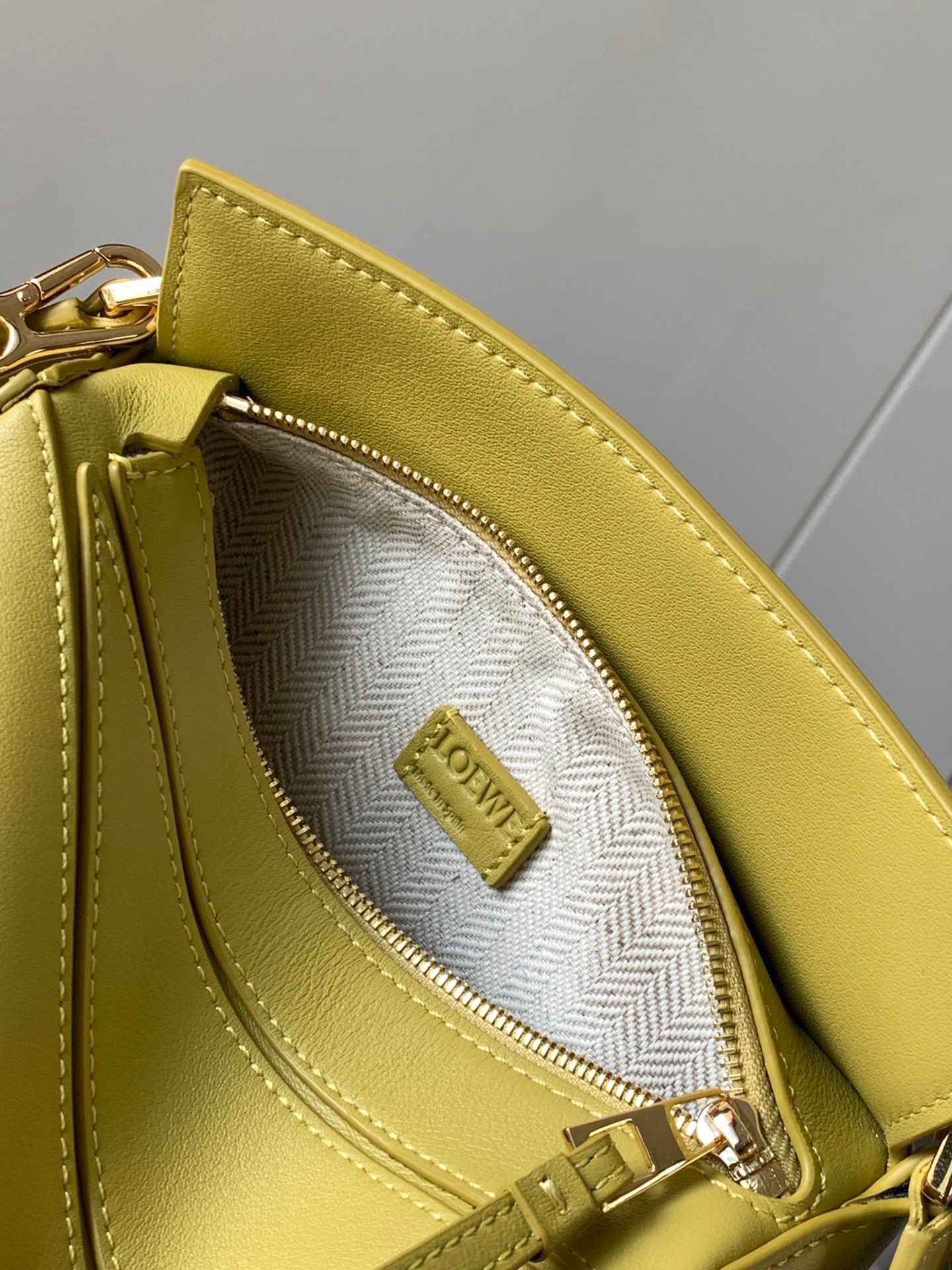 L*oewe Bag 9016 Top Quality