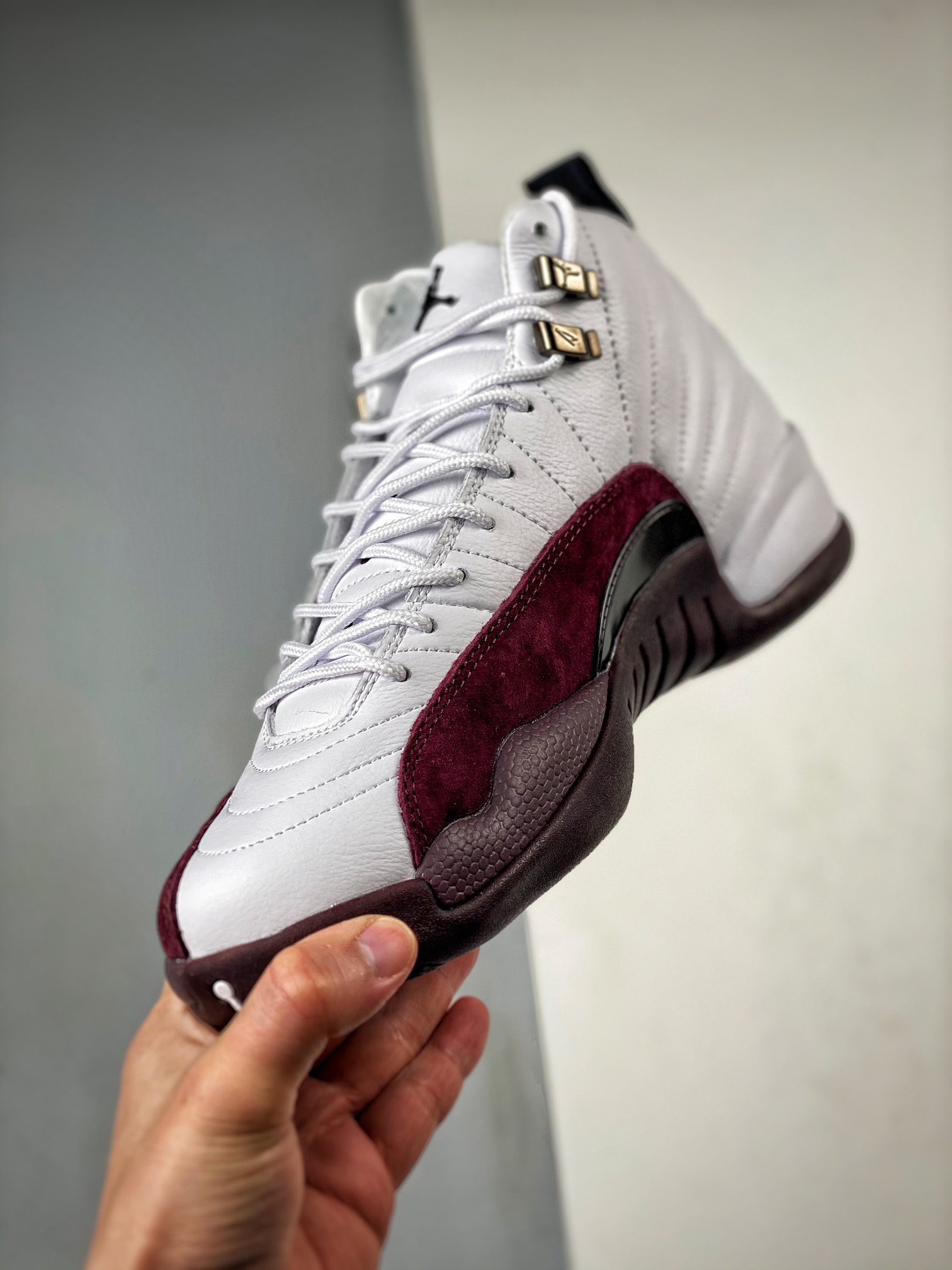 Air Jordan 12