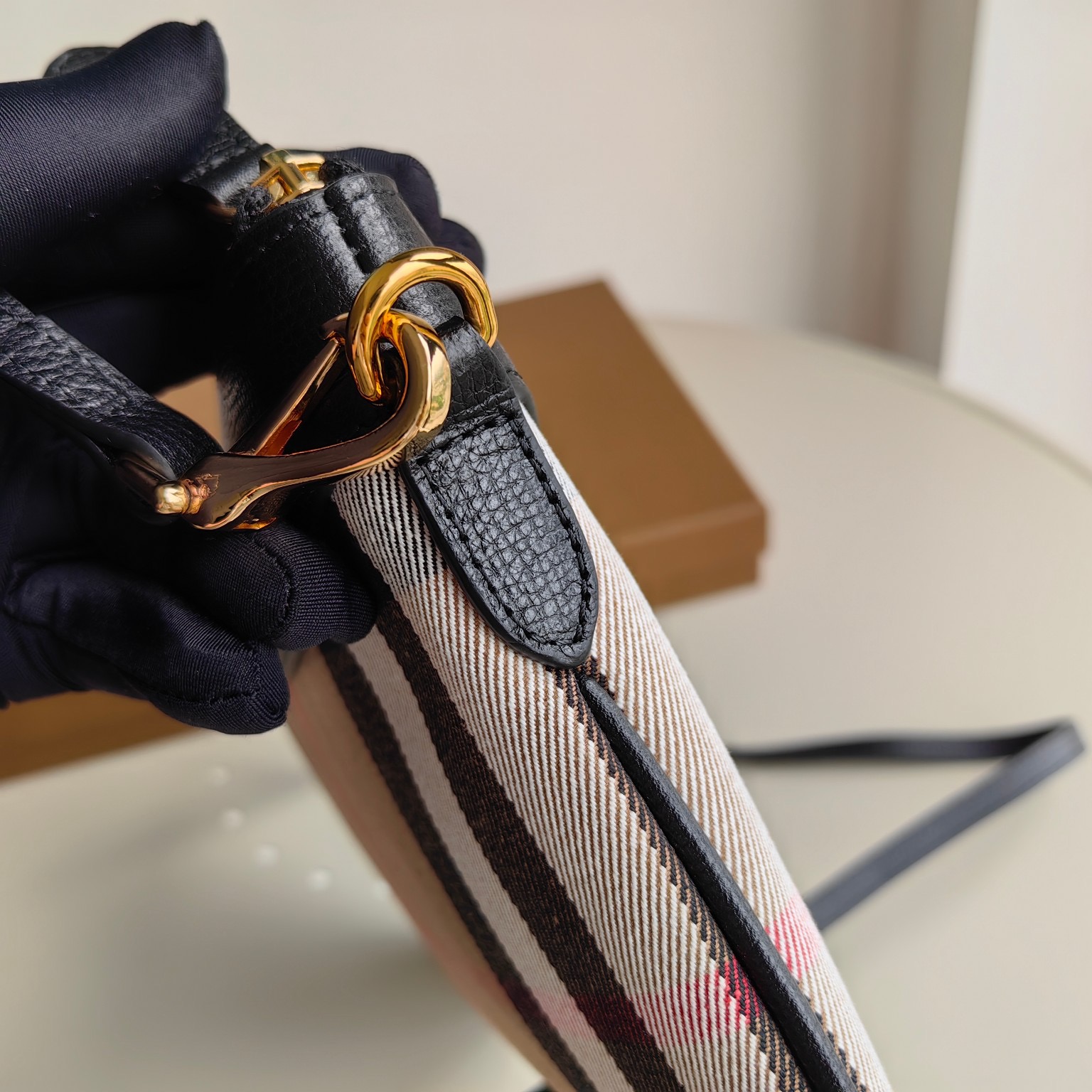 B*urberry Bag Top Quality