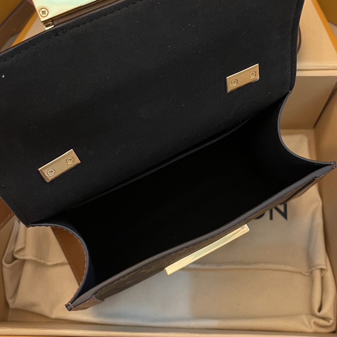 women L*ouis V*uitton Top Bag M46751