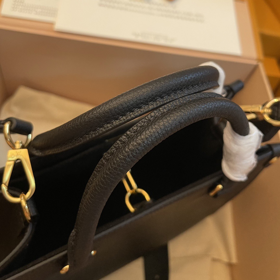 women L*ouis V*uitton Top Bag M22311