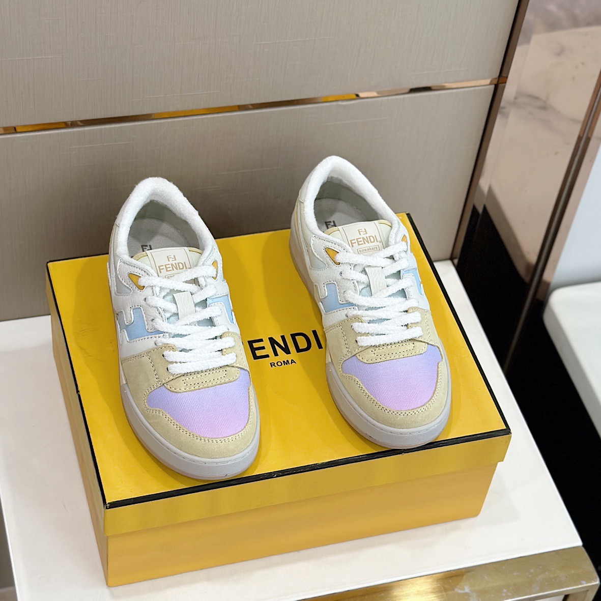 Men Women F*endi Top Sneaker