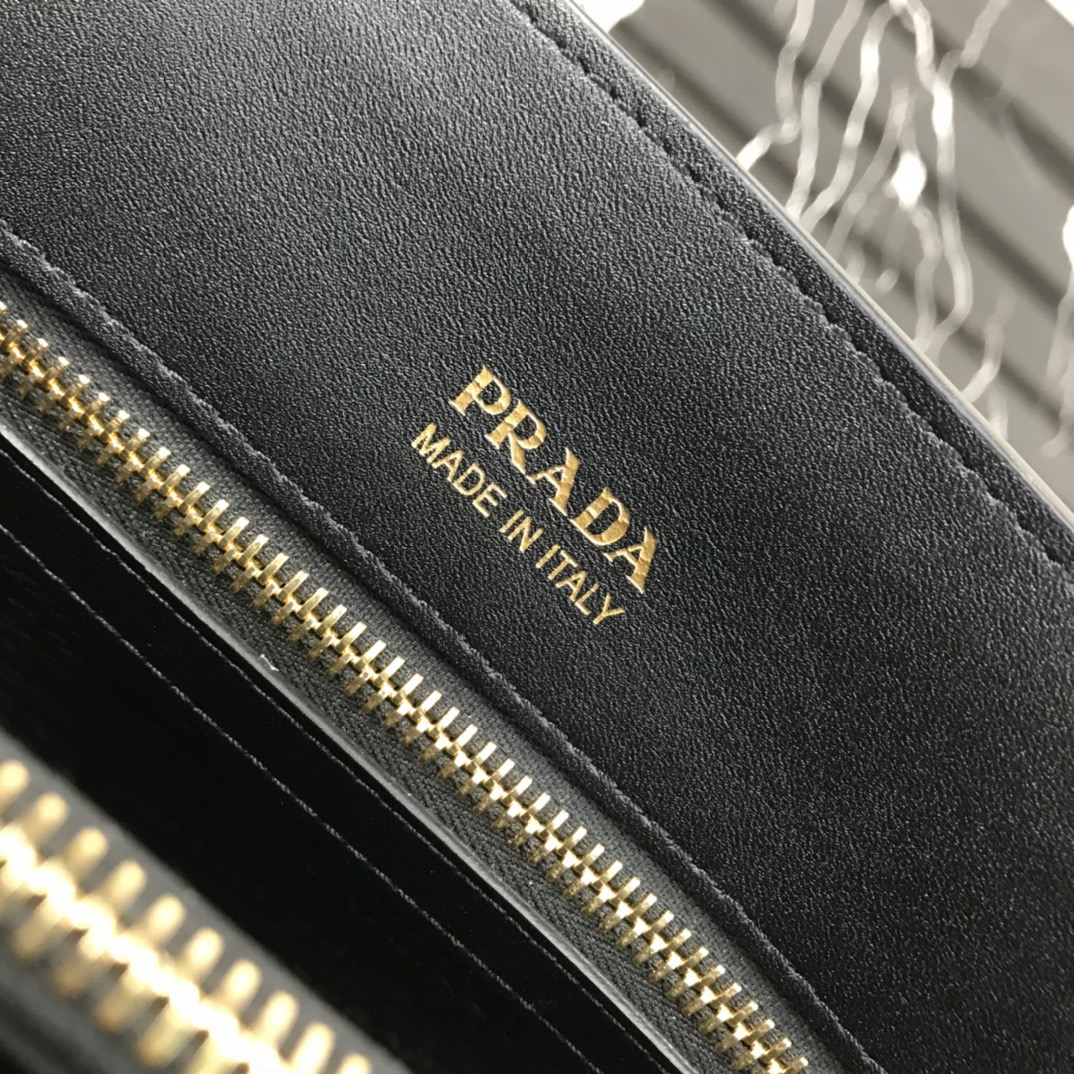 P*rada Bag Top Quality
