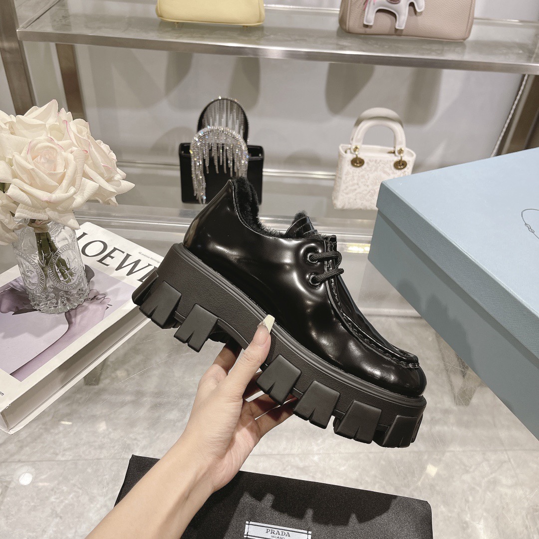 Women P*rada Top Sneaker