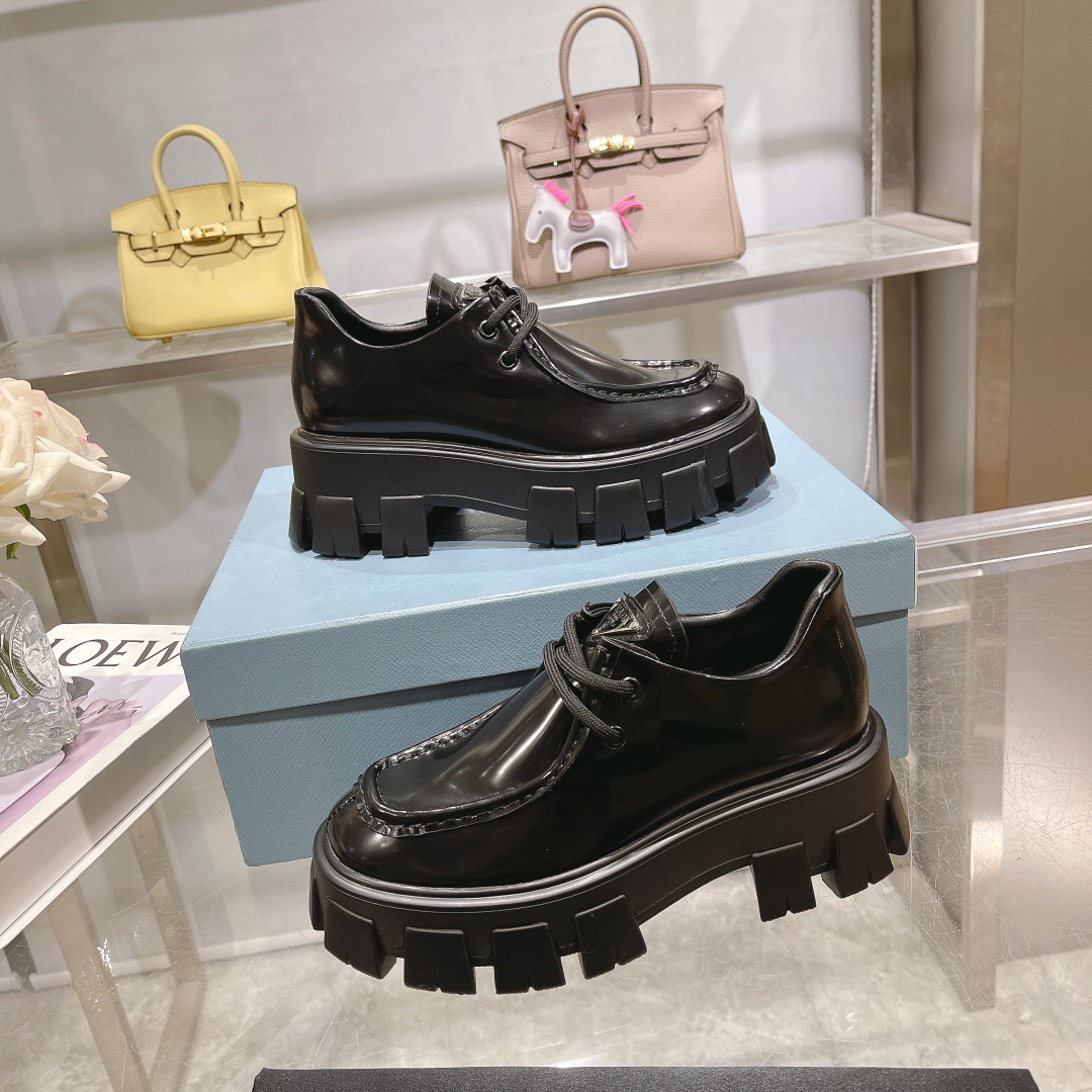 Women P*rada Top Sneaker