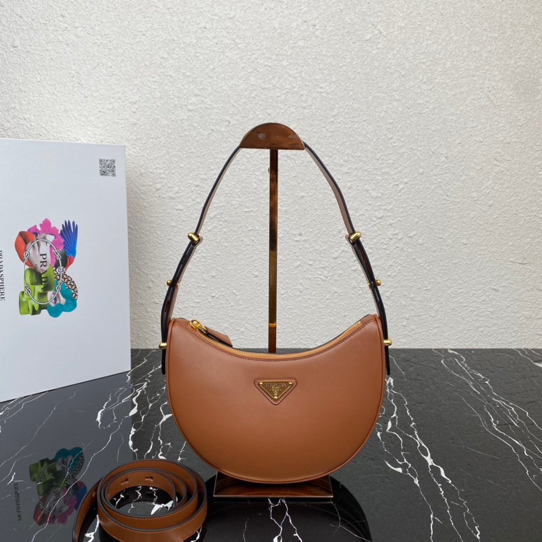 P*rada Bag Top Quality