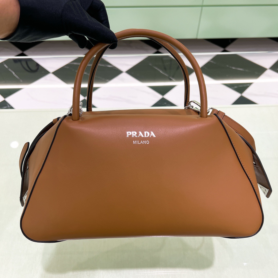 P*rada Bag Top Quality