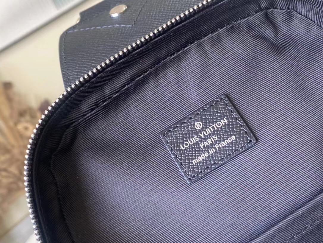 L*ouis V*uitton Top Bag