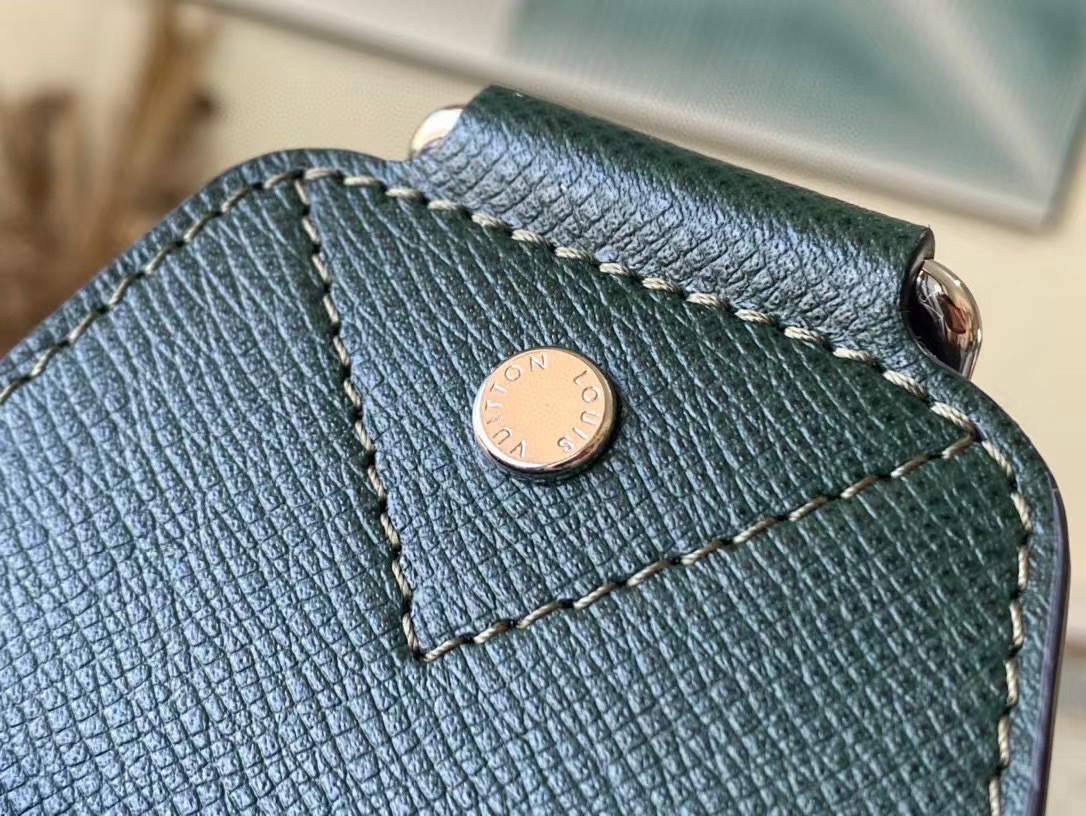 L*ouis V*uitton Top Bag