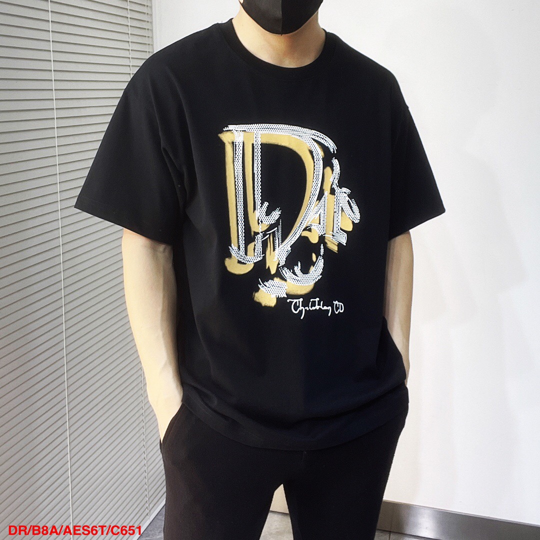 Men T-shirt Top Quality