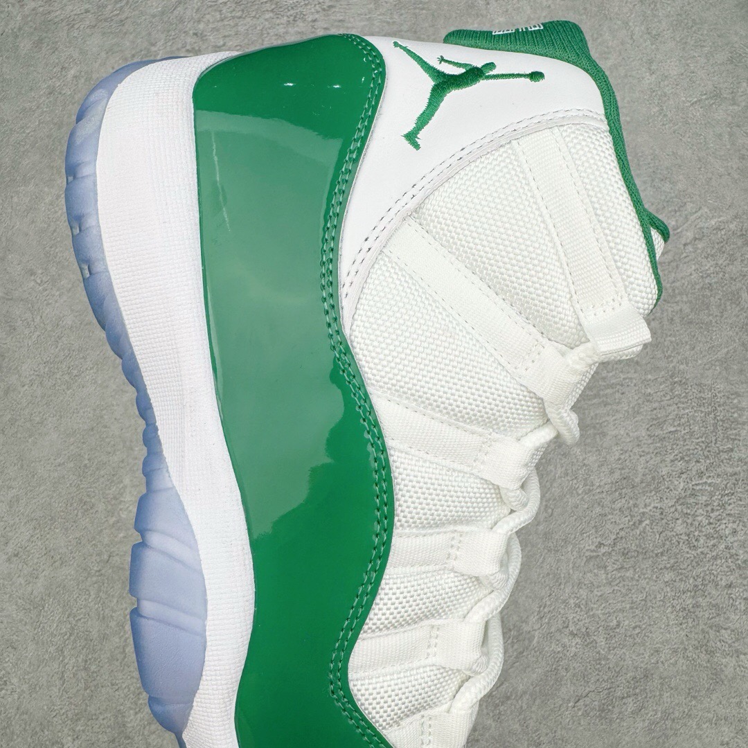 NIKE Air Jordan 11（）