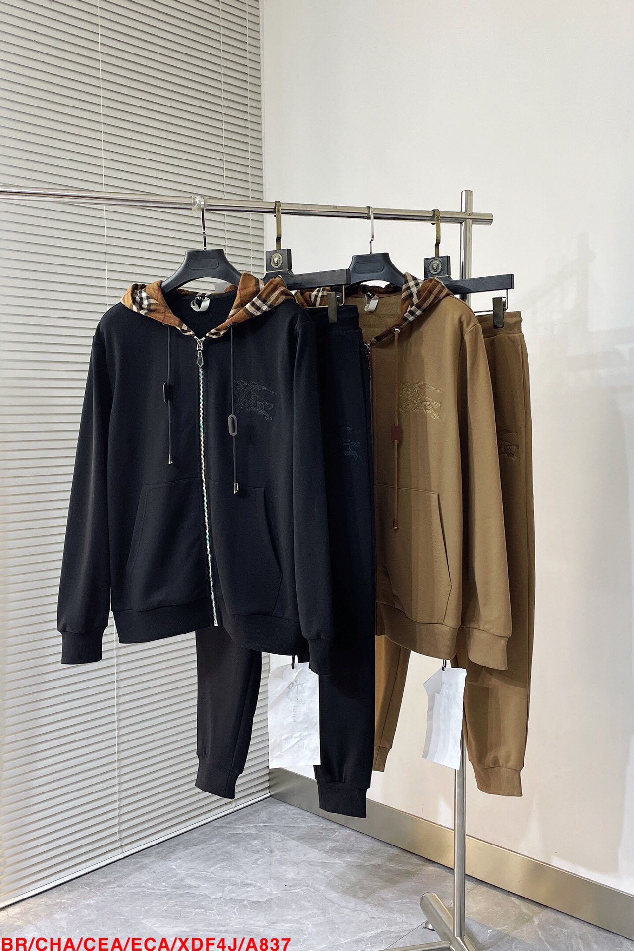 Men suits Top Quality