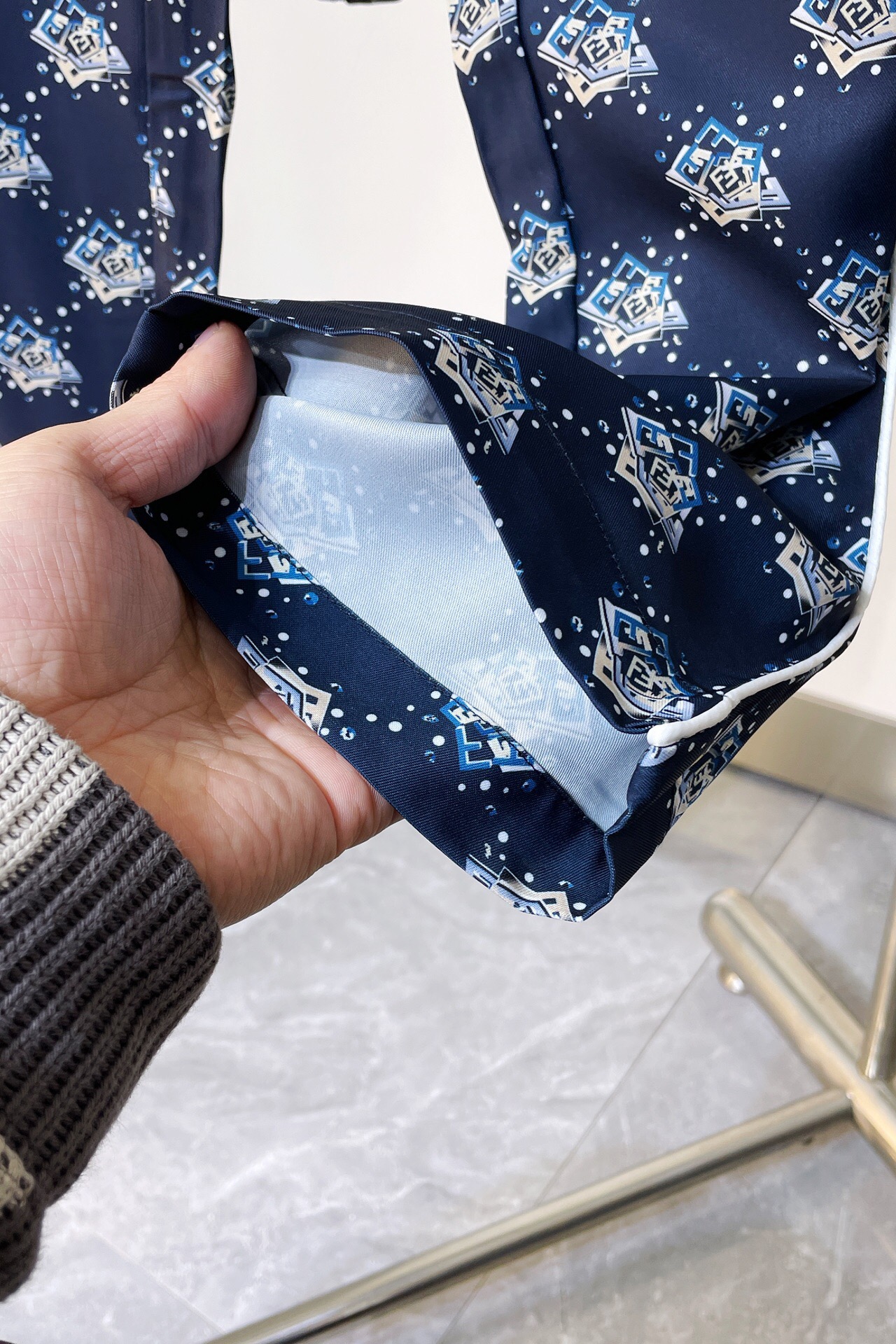 Men suits Top Quality