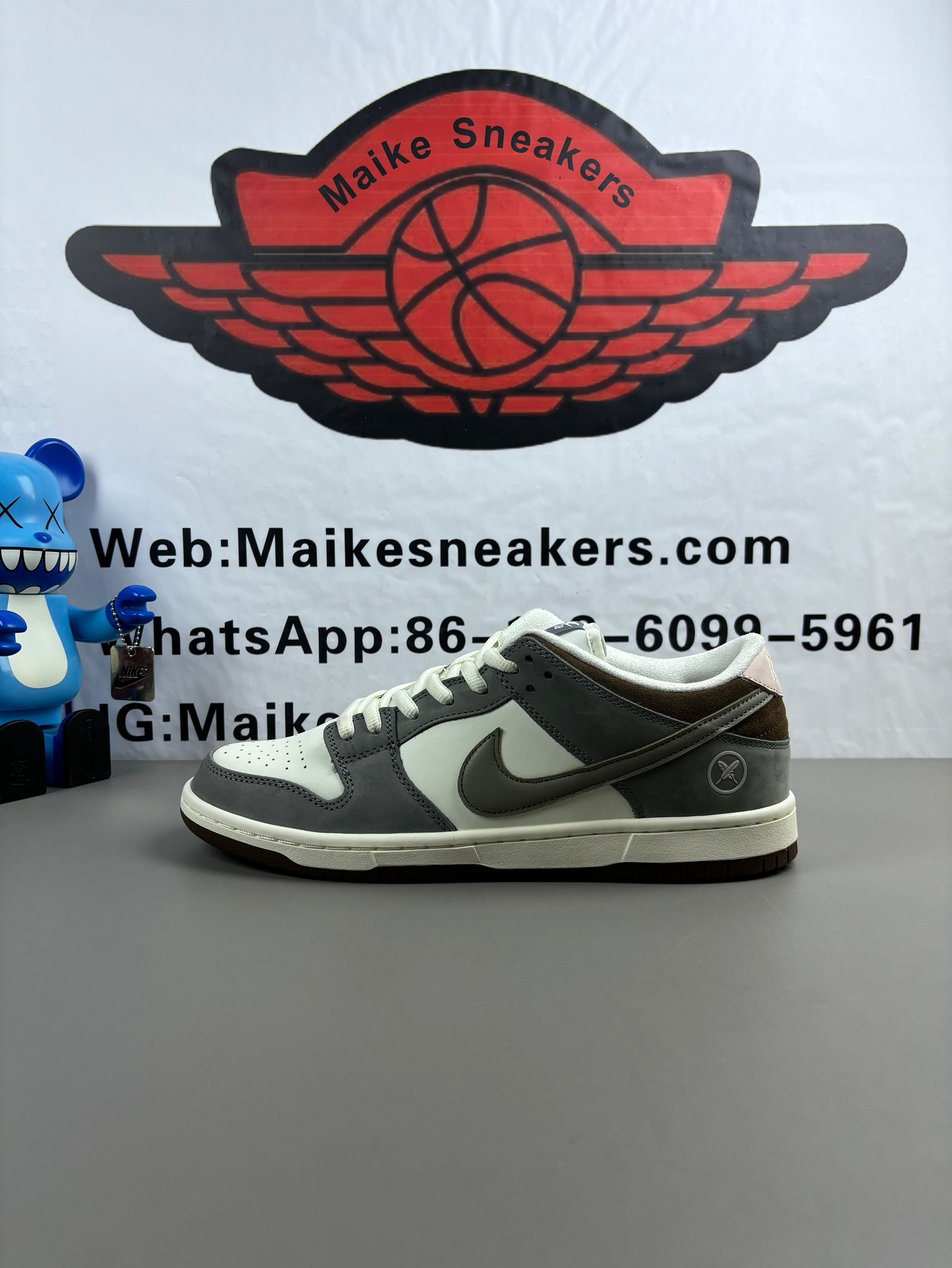 Yuto H*origome x NK SB Dunk Low Soft Mid-Grey