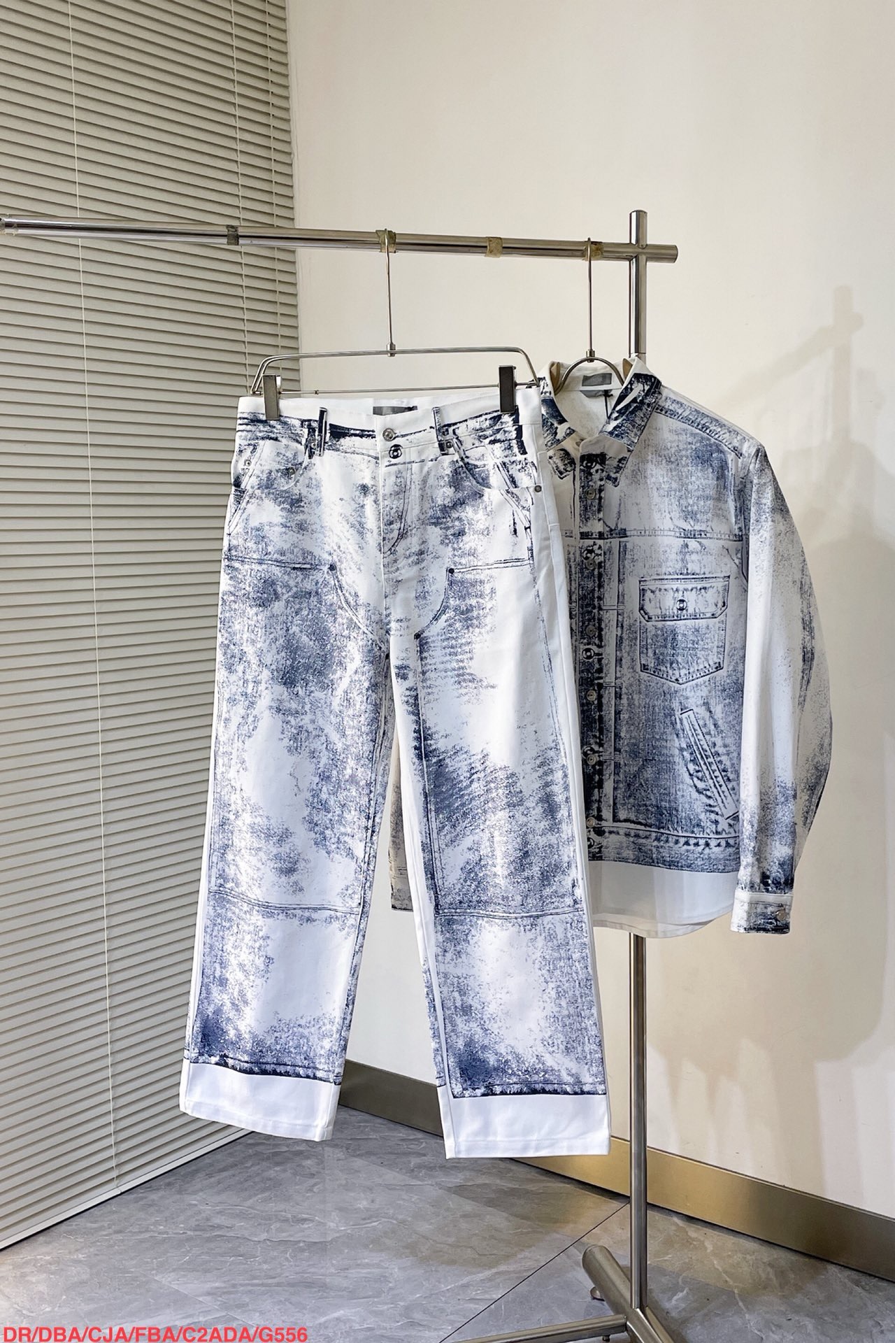 Men suits Top Quality