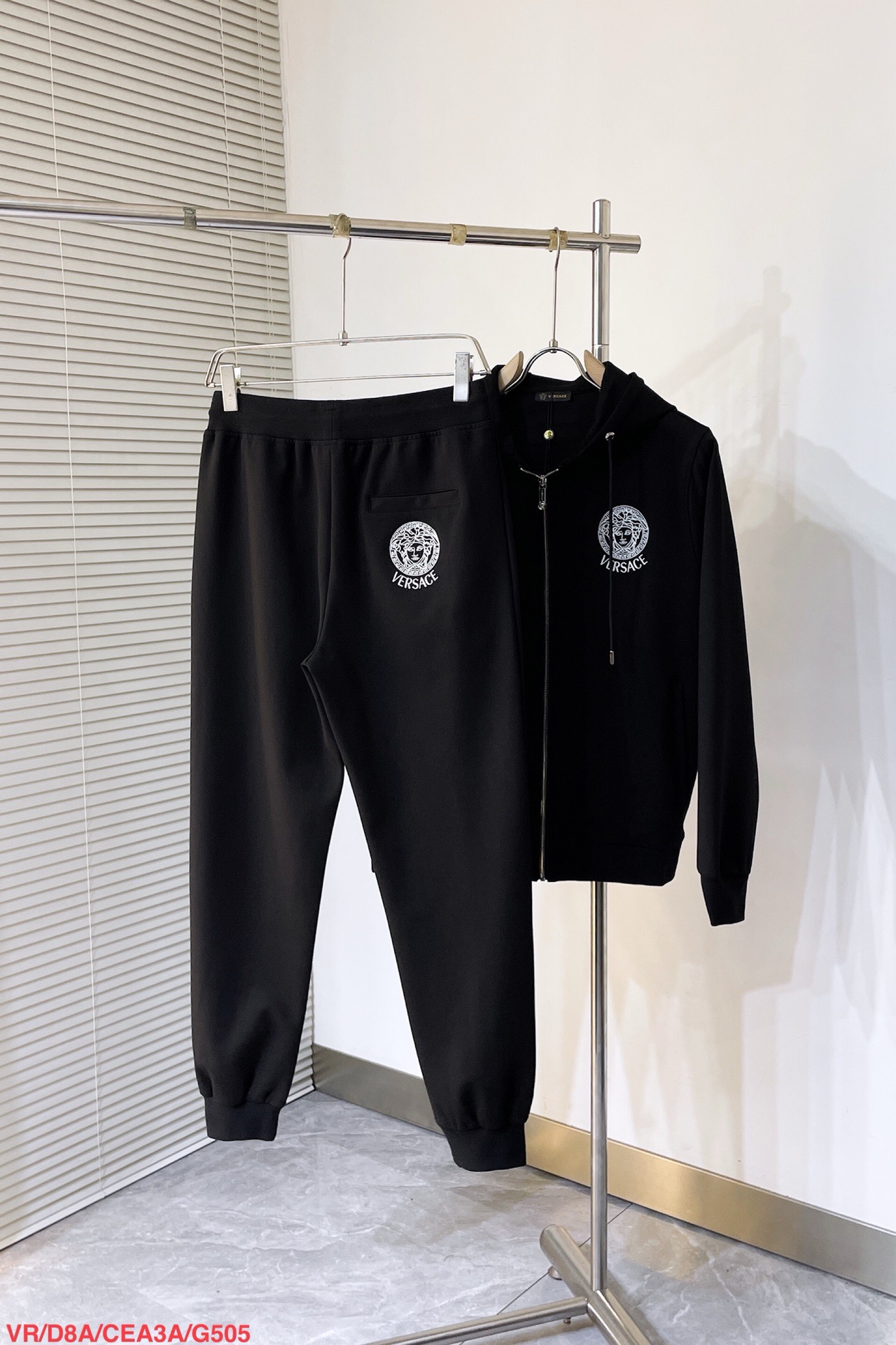 Men suits Top Quality