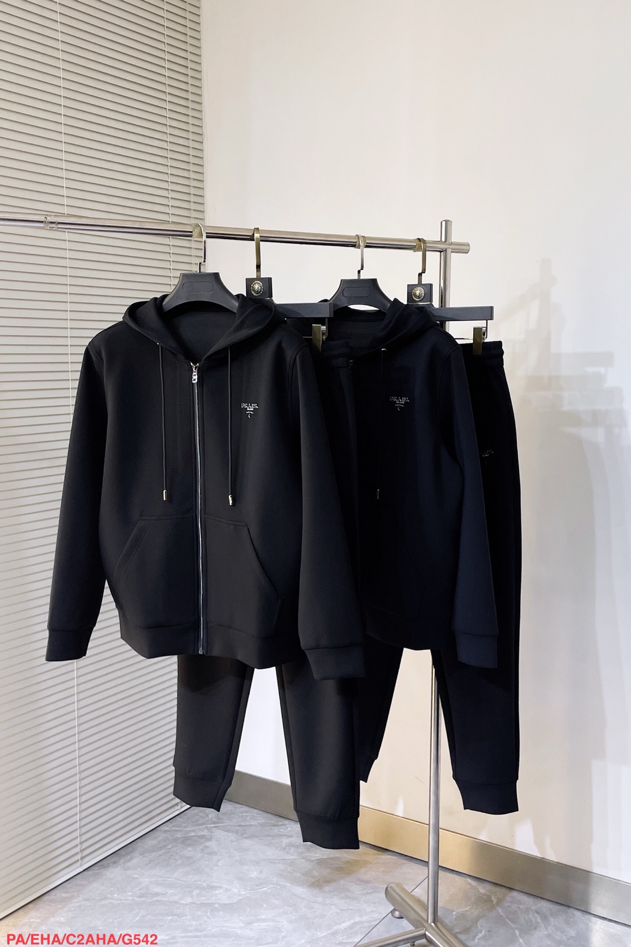 Men suits Top Quality