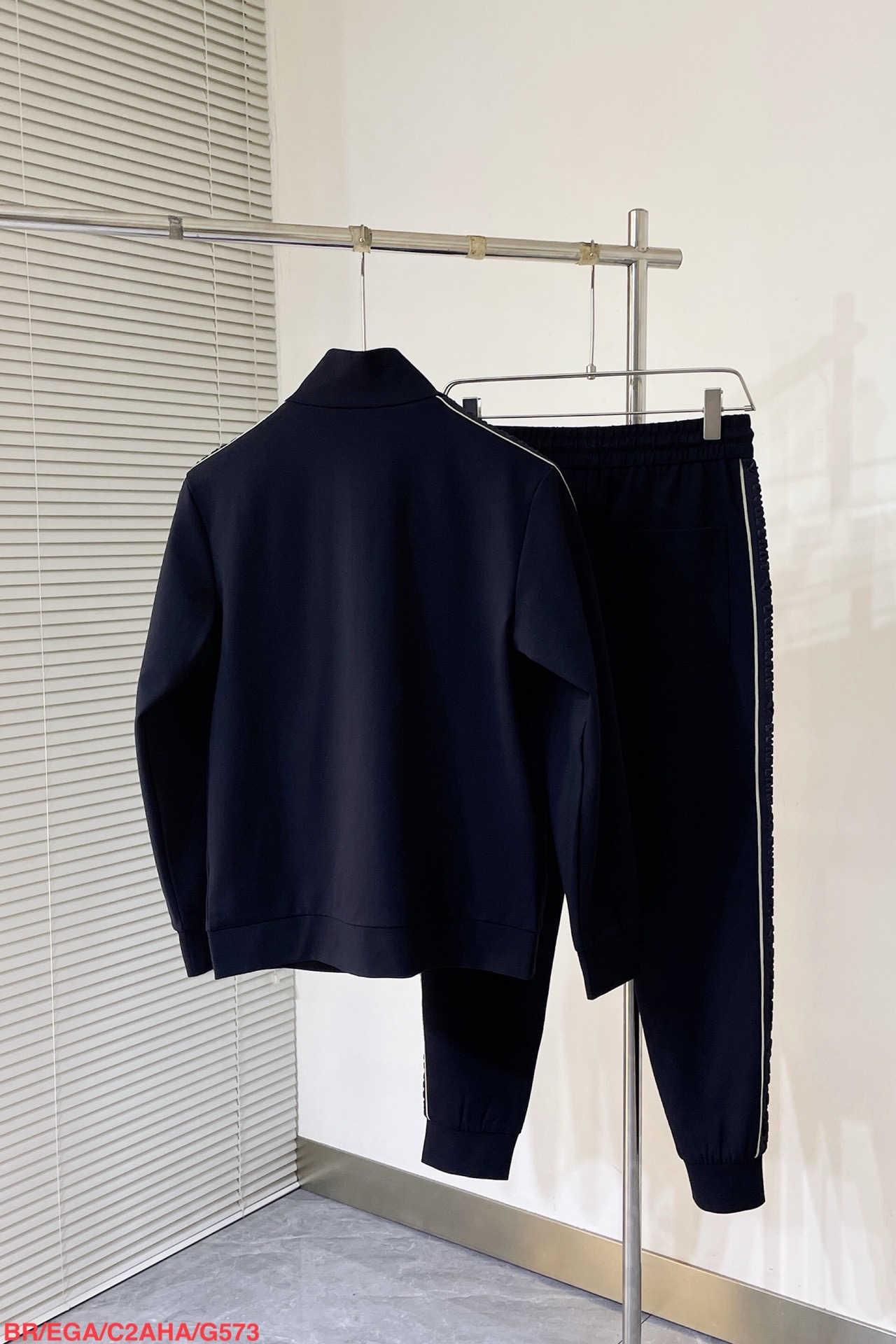 Men suits Top Quality