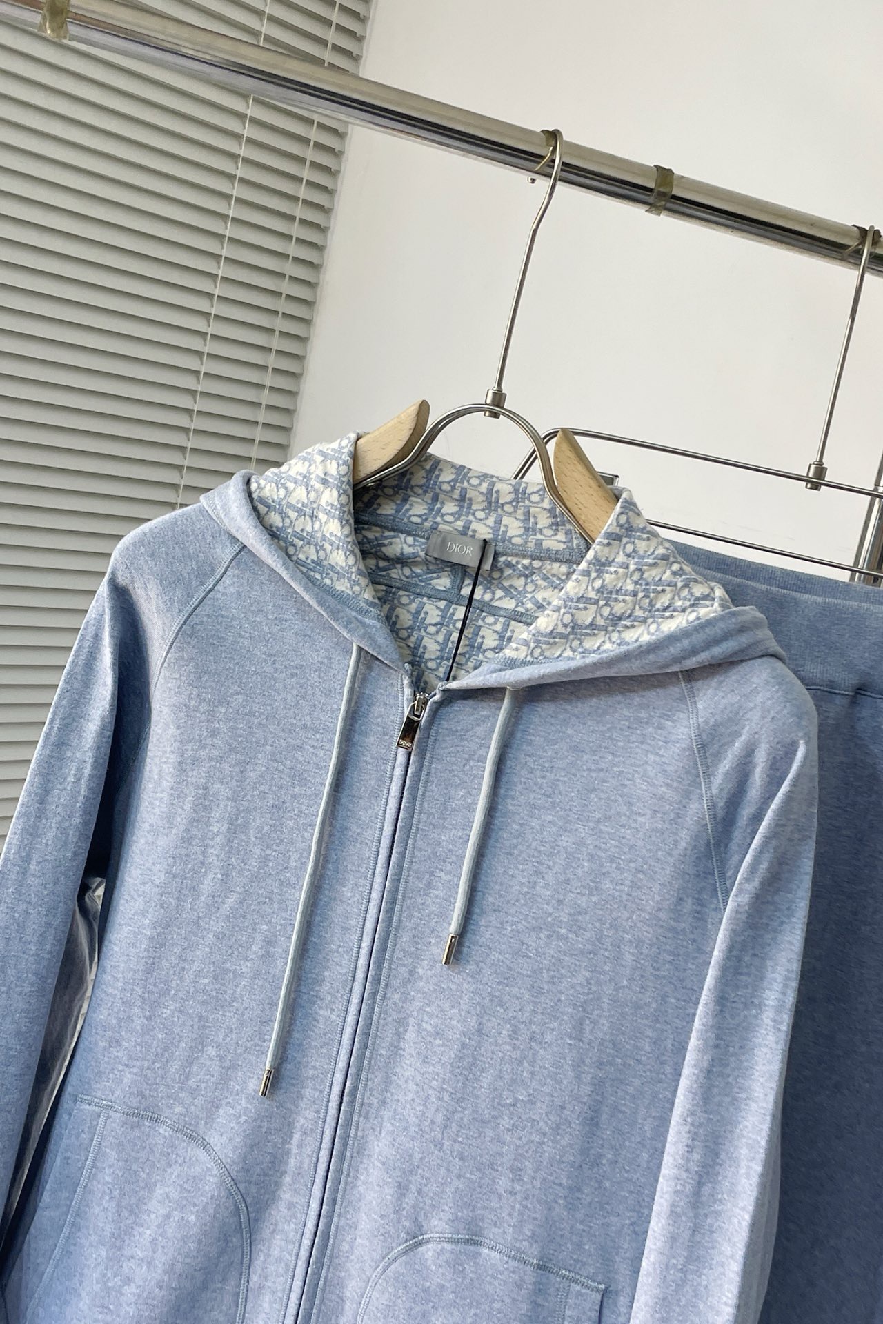 Men suits Top Quality