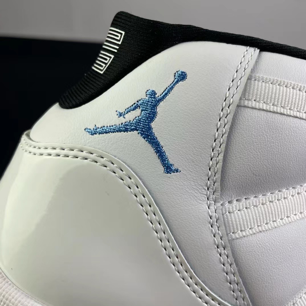 NIKE Air Jordan 11（）