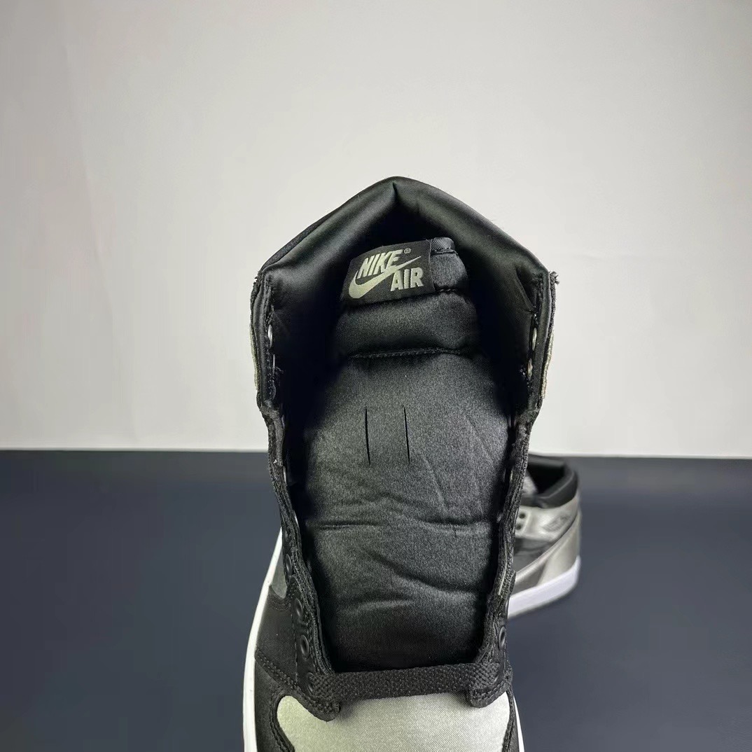 Air Jordan 1 Low AJ1