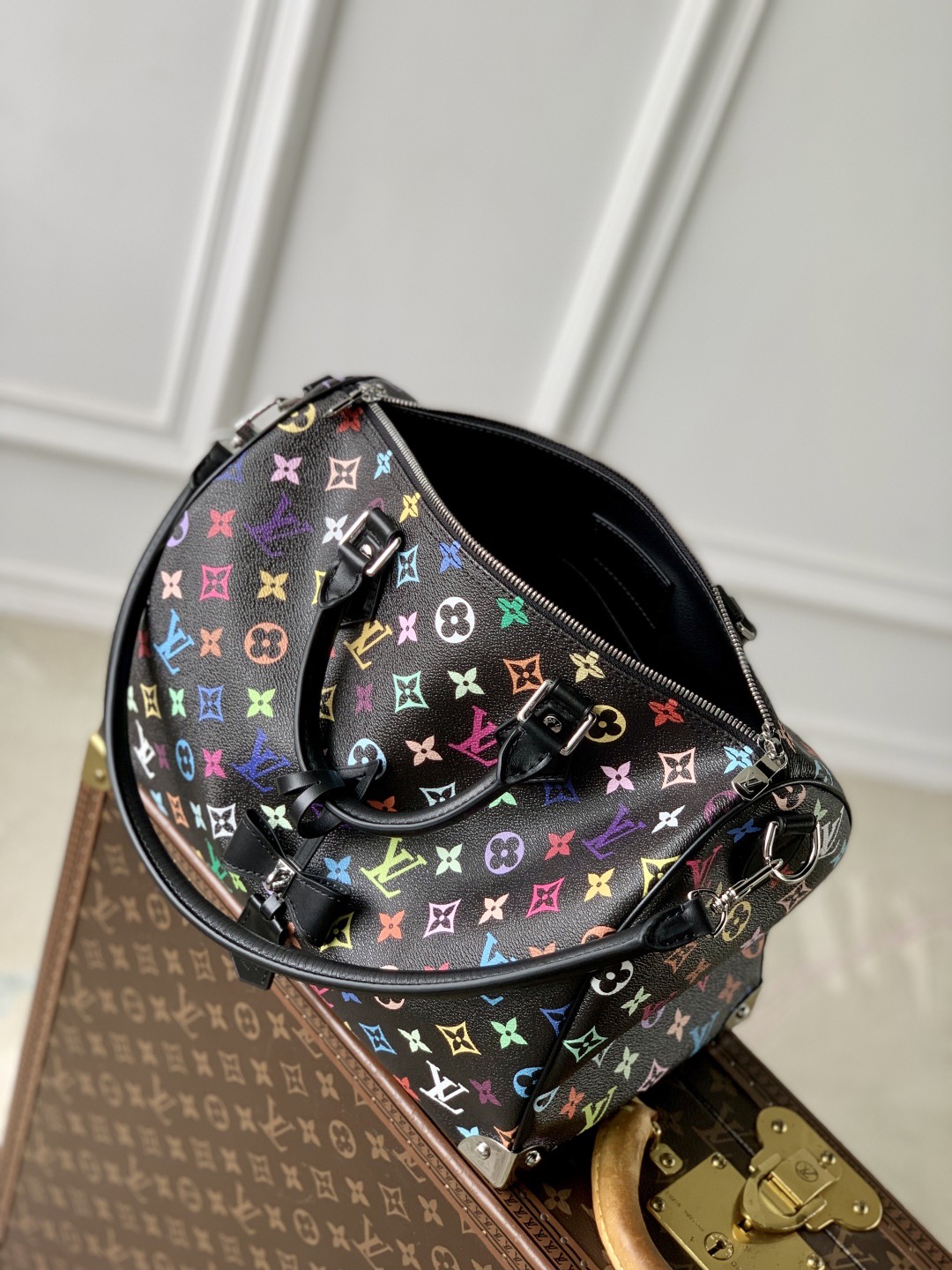 L*ouis V*uitton Top Bag