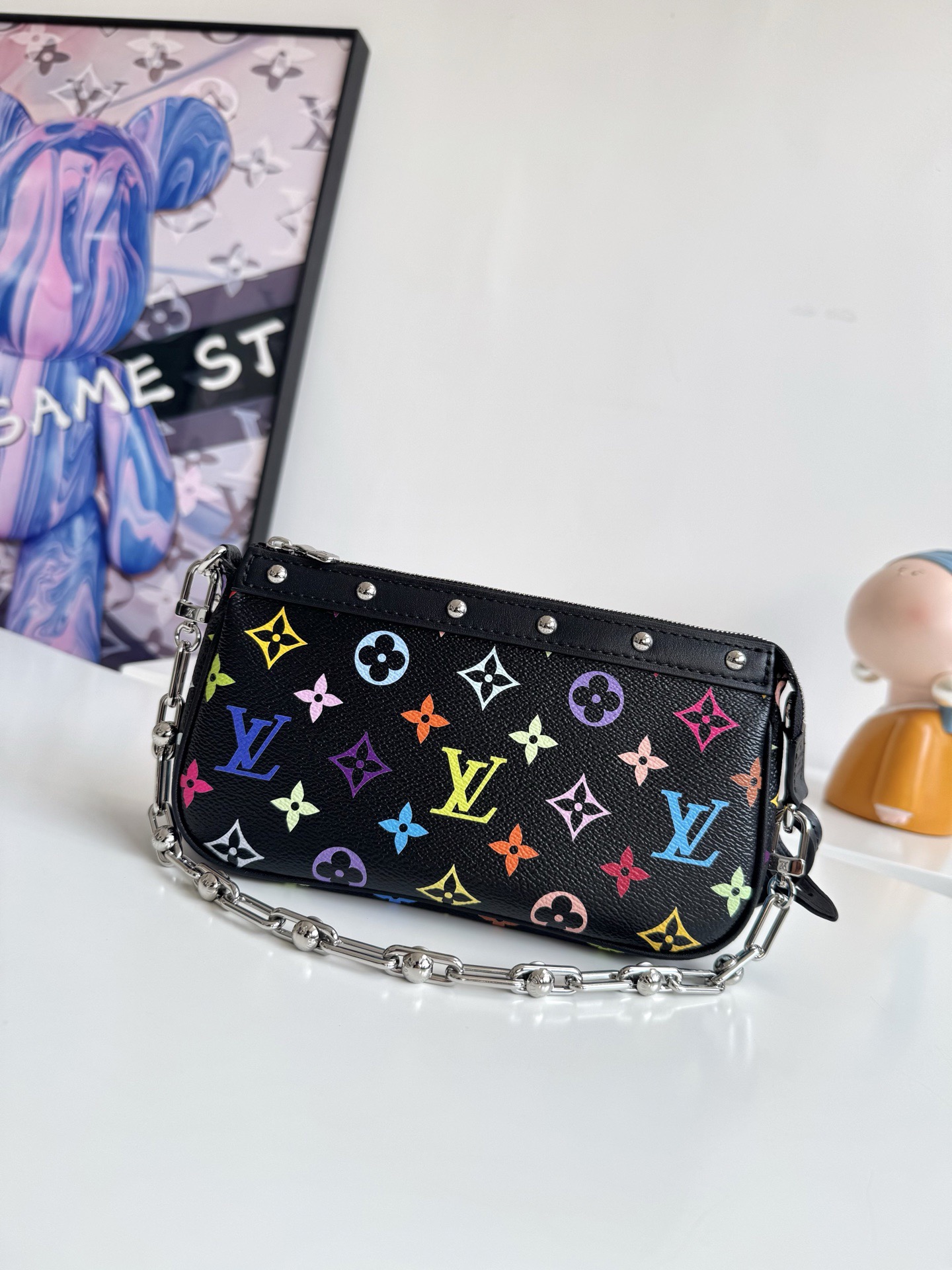 L*ouis V*uitton Top Bag