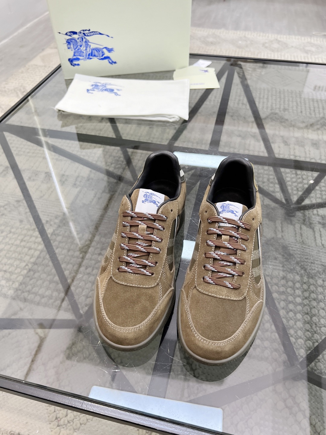 Men B*rberry Sneaker （）