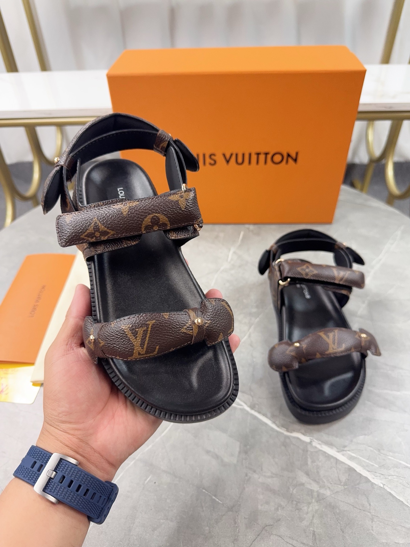 Women L*ouis V*uitton Top Sandals
