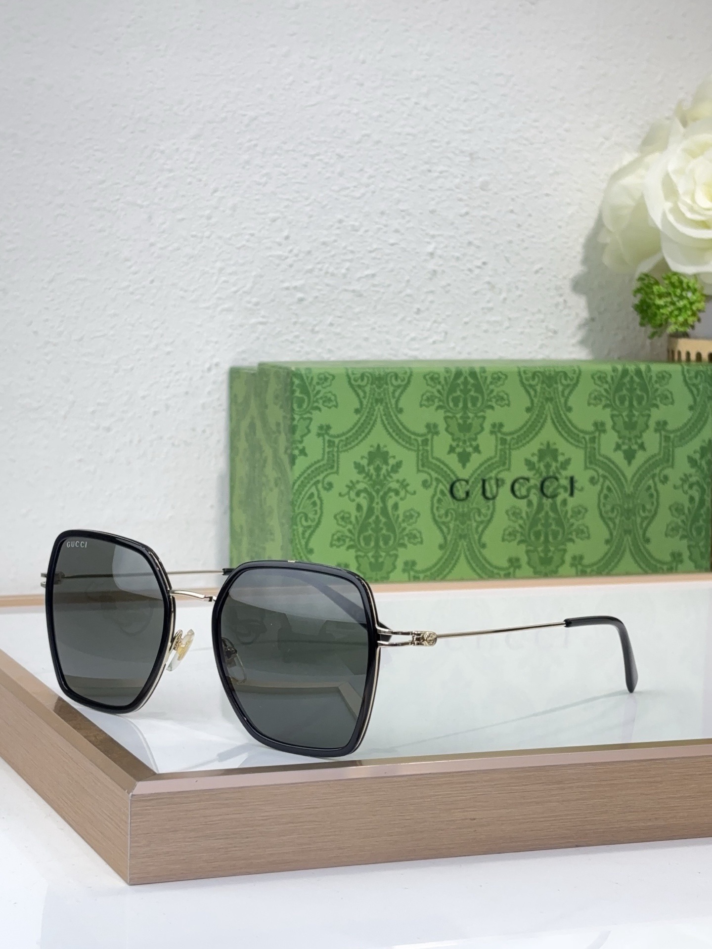 Top Quality L*ouis V*uitton Glasses