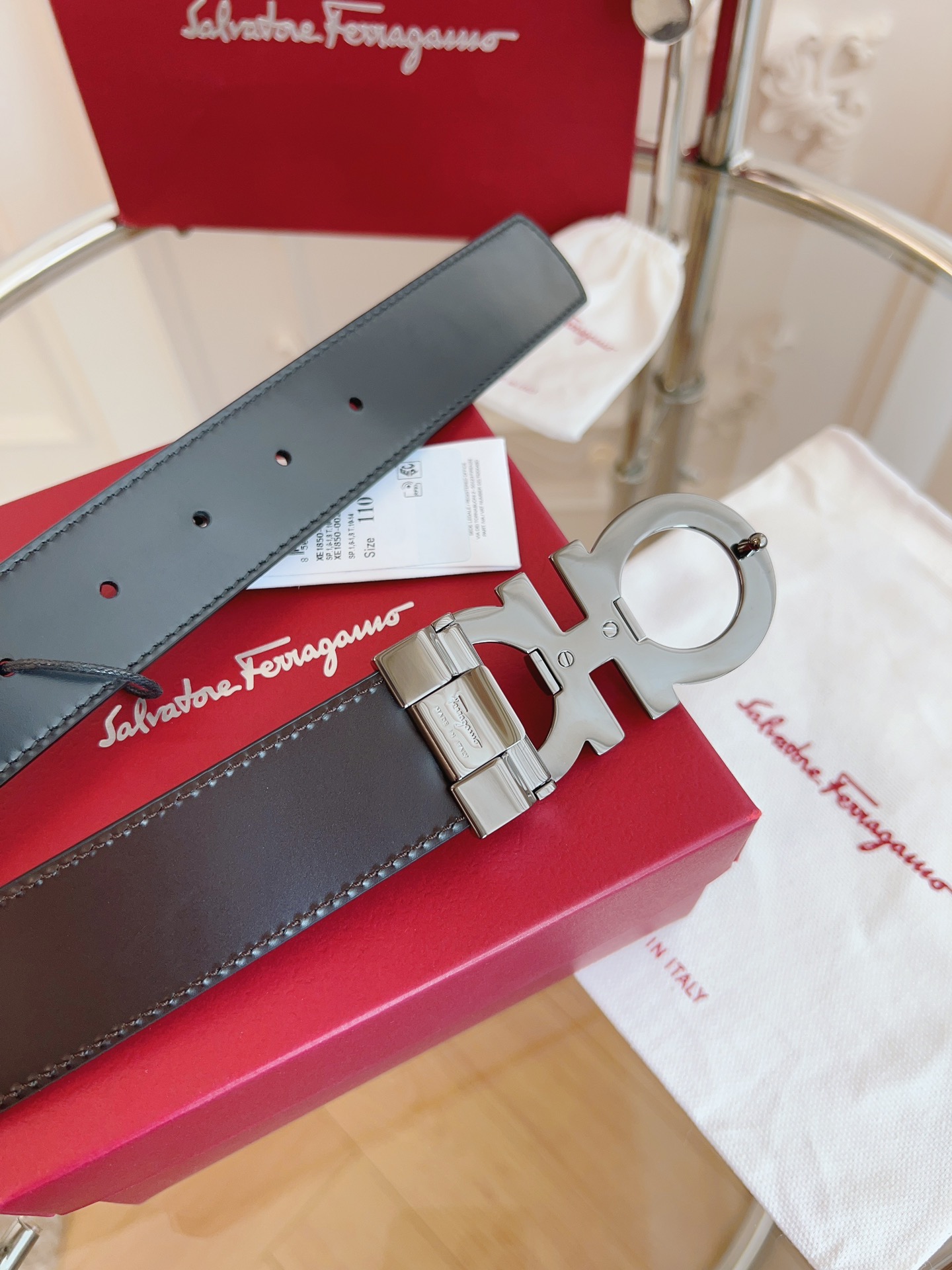 F*erragamo Top Version