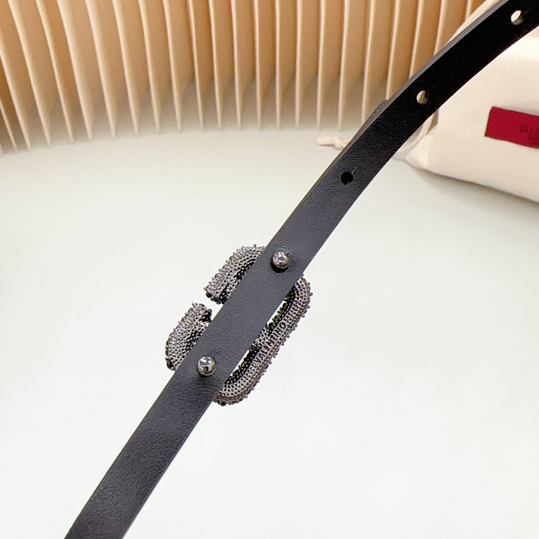 V*alentino Belts Top Quality