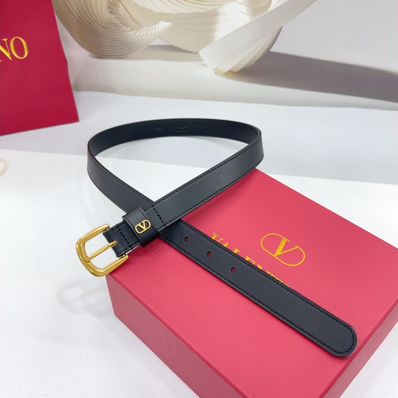 V*alentino Belts Top Quality