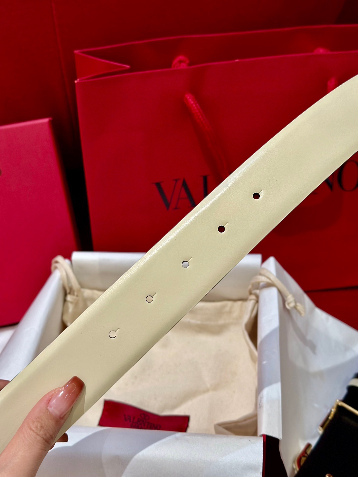 V*alentino Belts Top Quality