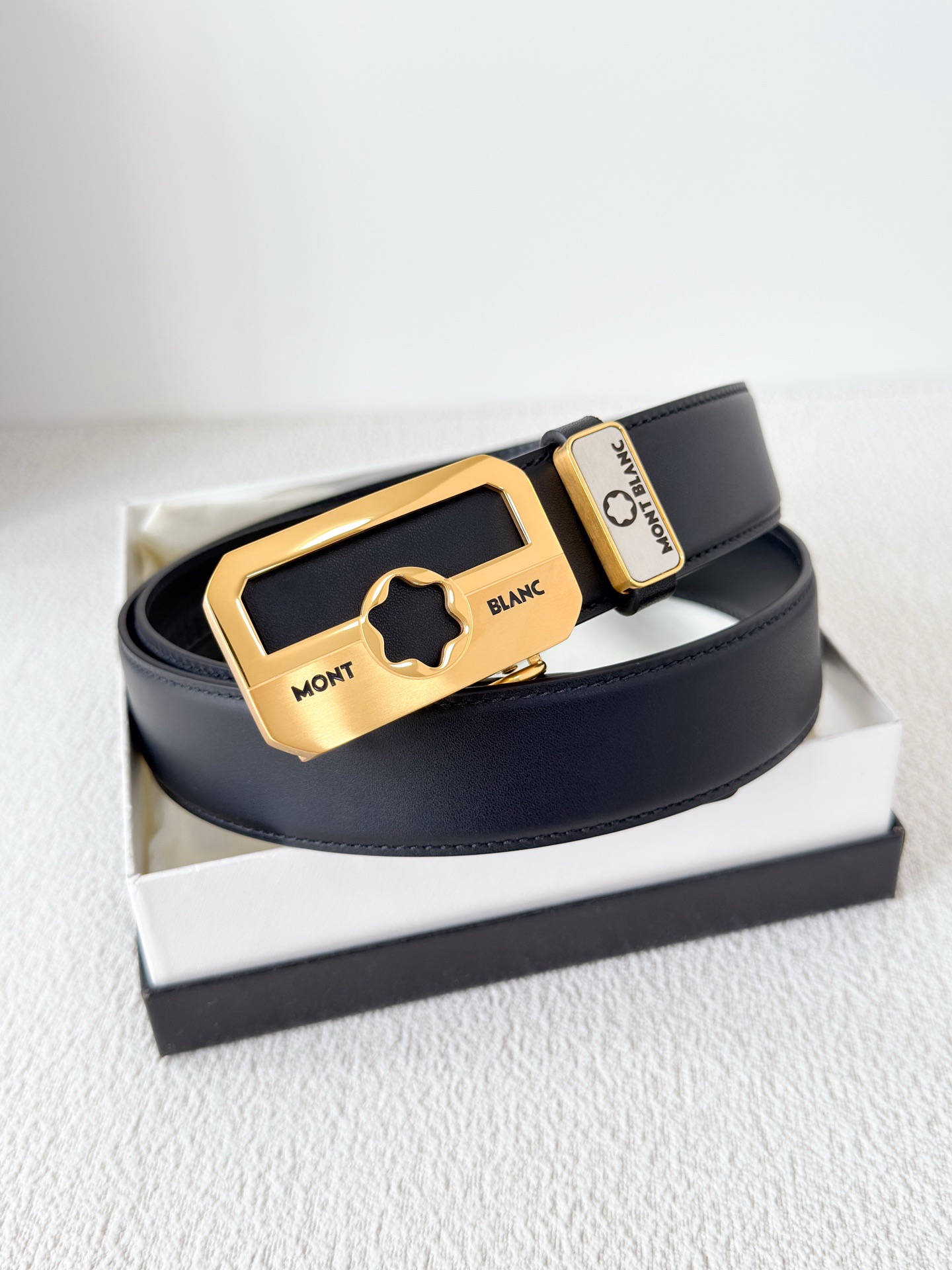 M*ontblanc Belts Top Quality