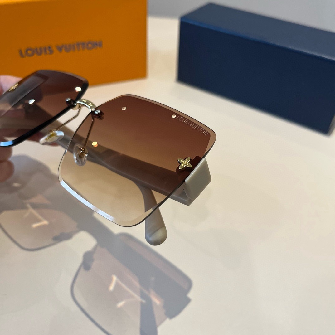 L*ouis V*uitton Glasses