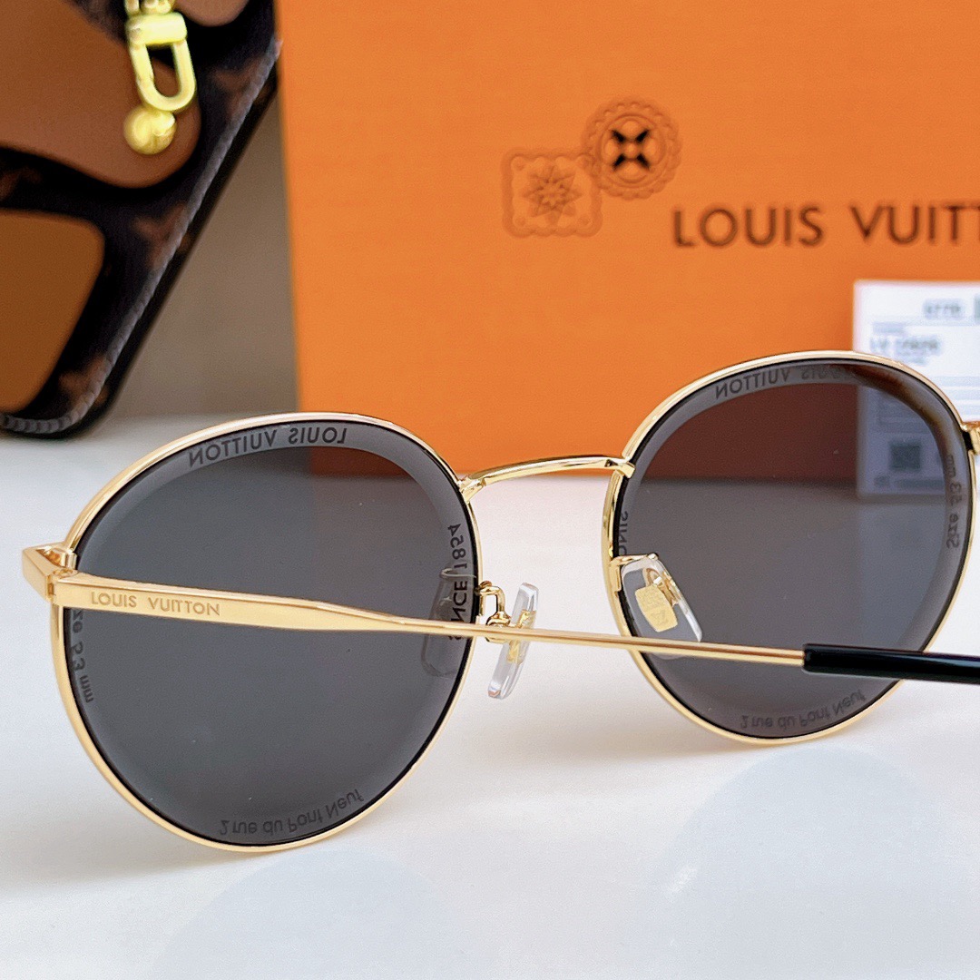 L*ouis V*uitton Glasses