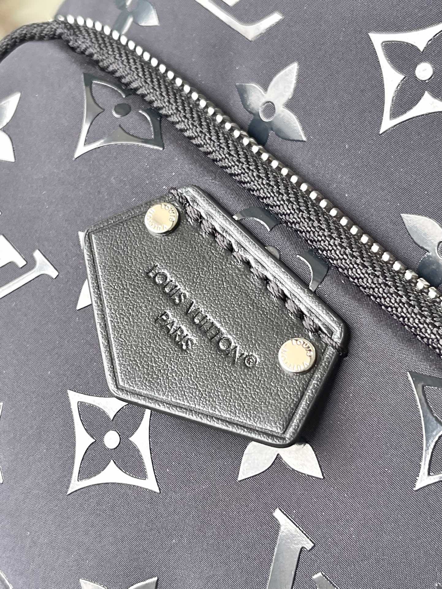 L*ouis V*uitton Top Bag