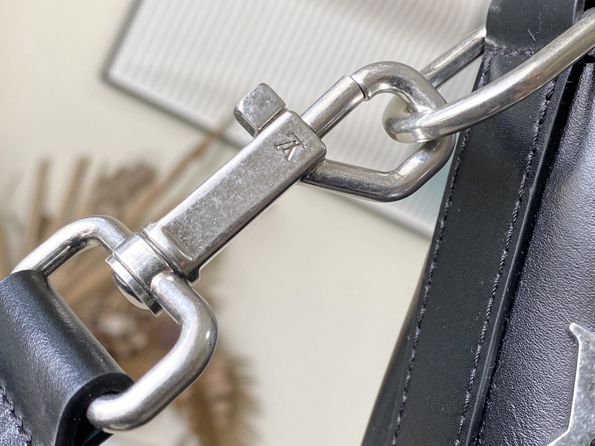 L*ouis V*uitton Top Bag