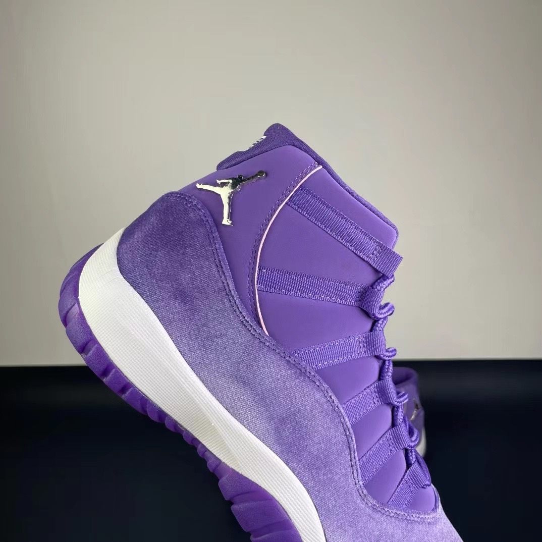 NIKE Air Jordan 11（）