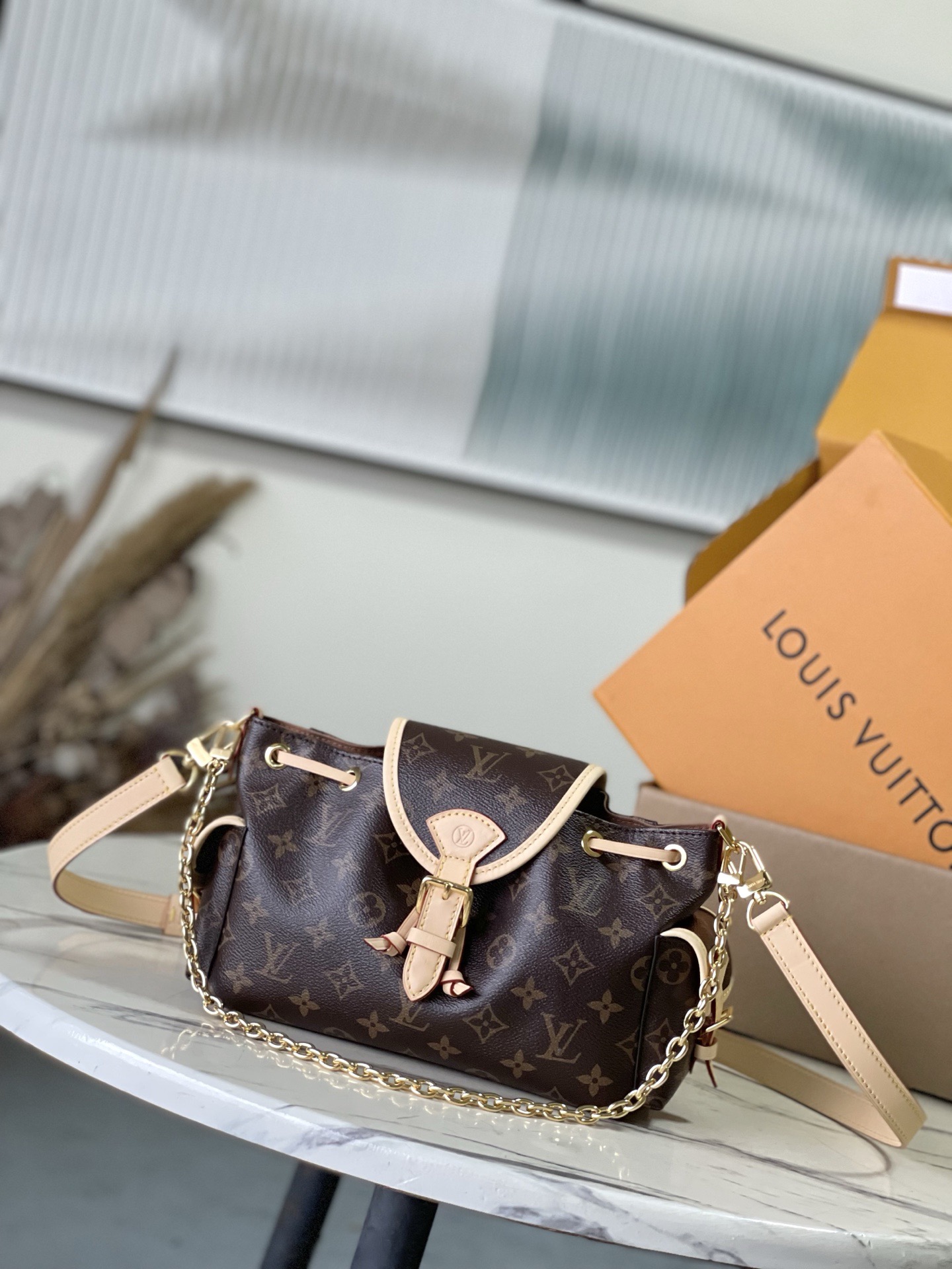 L*ouis V*uitton Top Bag