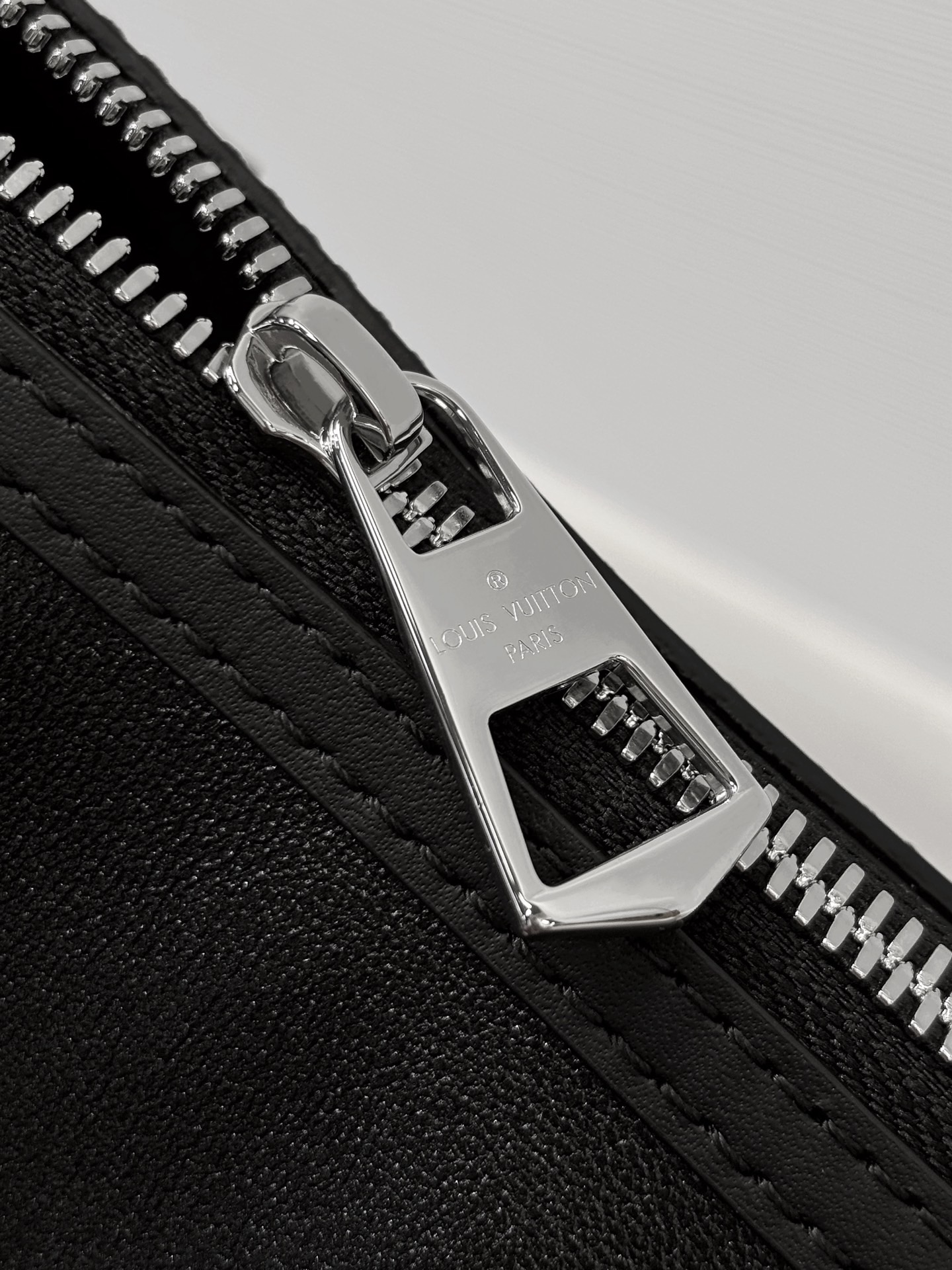 L*ouis V*uitton Top Bag