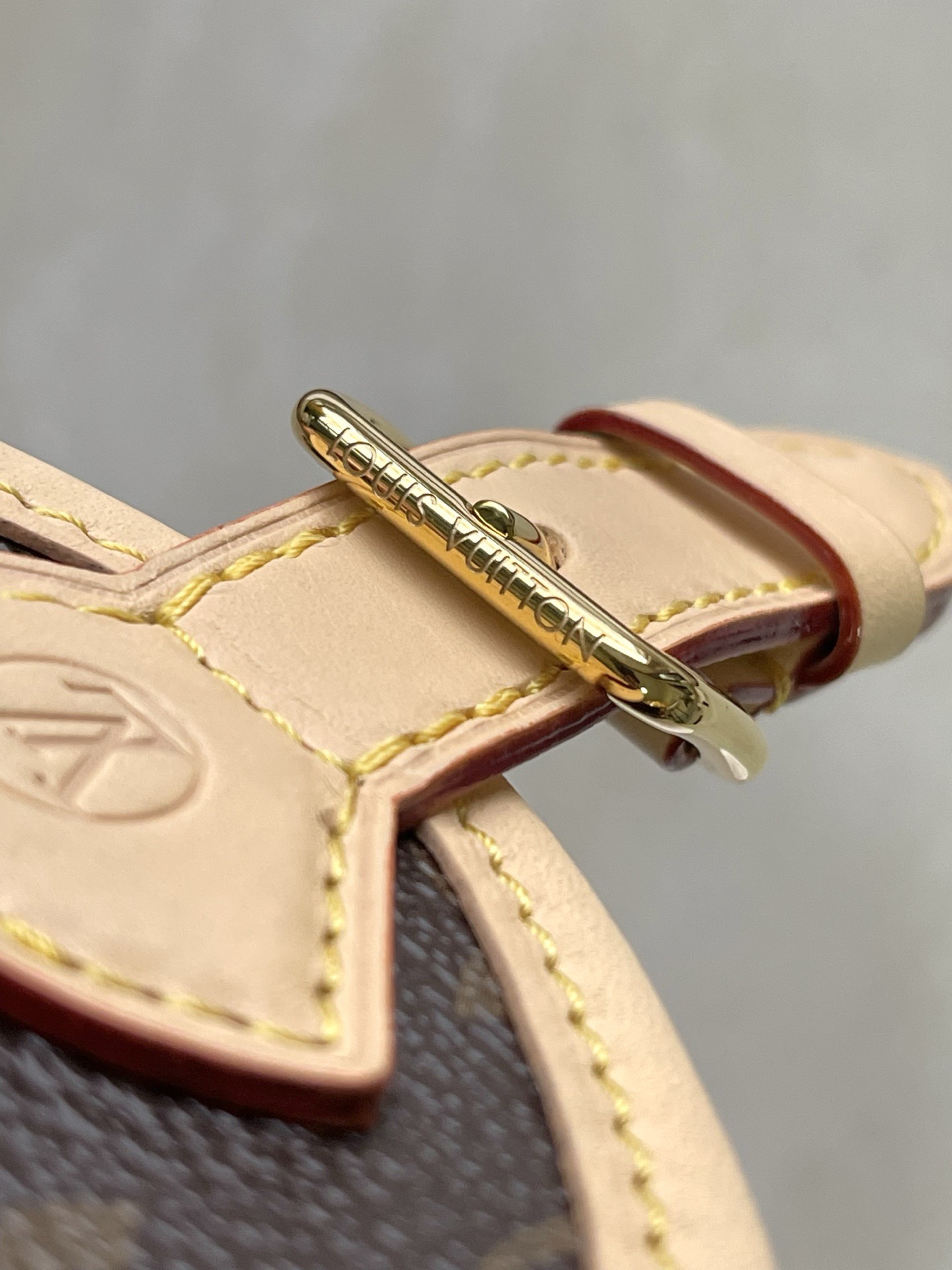 L*ouis V*uitton Top Bag